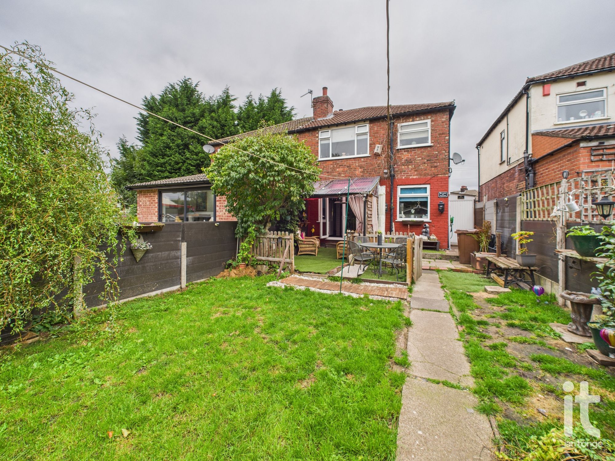 3 bedroom semi-detached house For Sale in Stockport - Photograph 20.