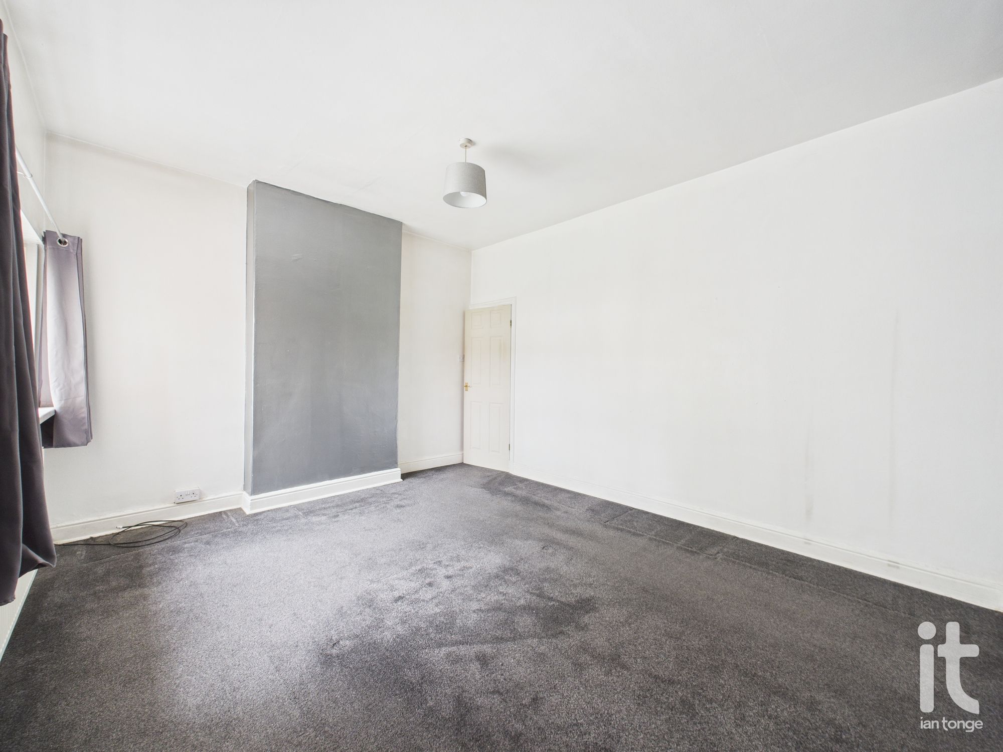 3 bedroom semi-detached house For Sale in Stockport - Photograph 12.