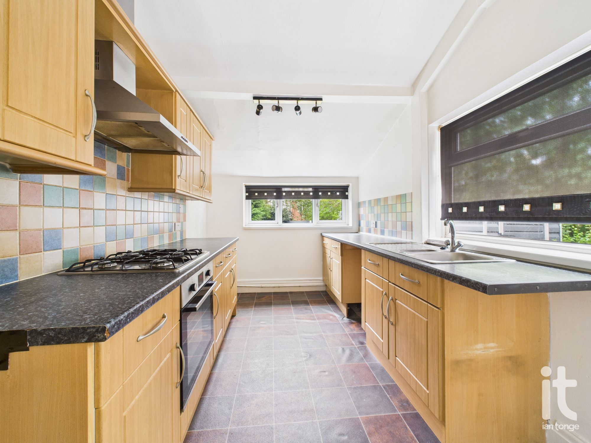 3 bedroom semi-detached house For Sale in Stockport - Photograph 2.