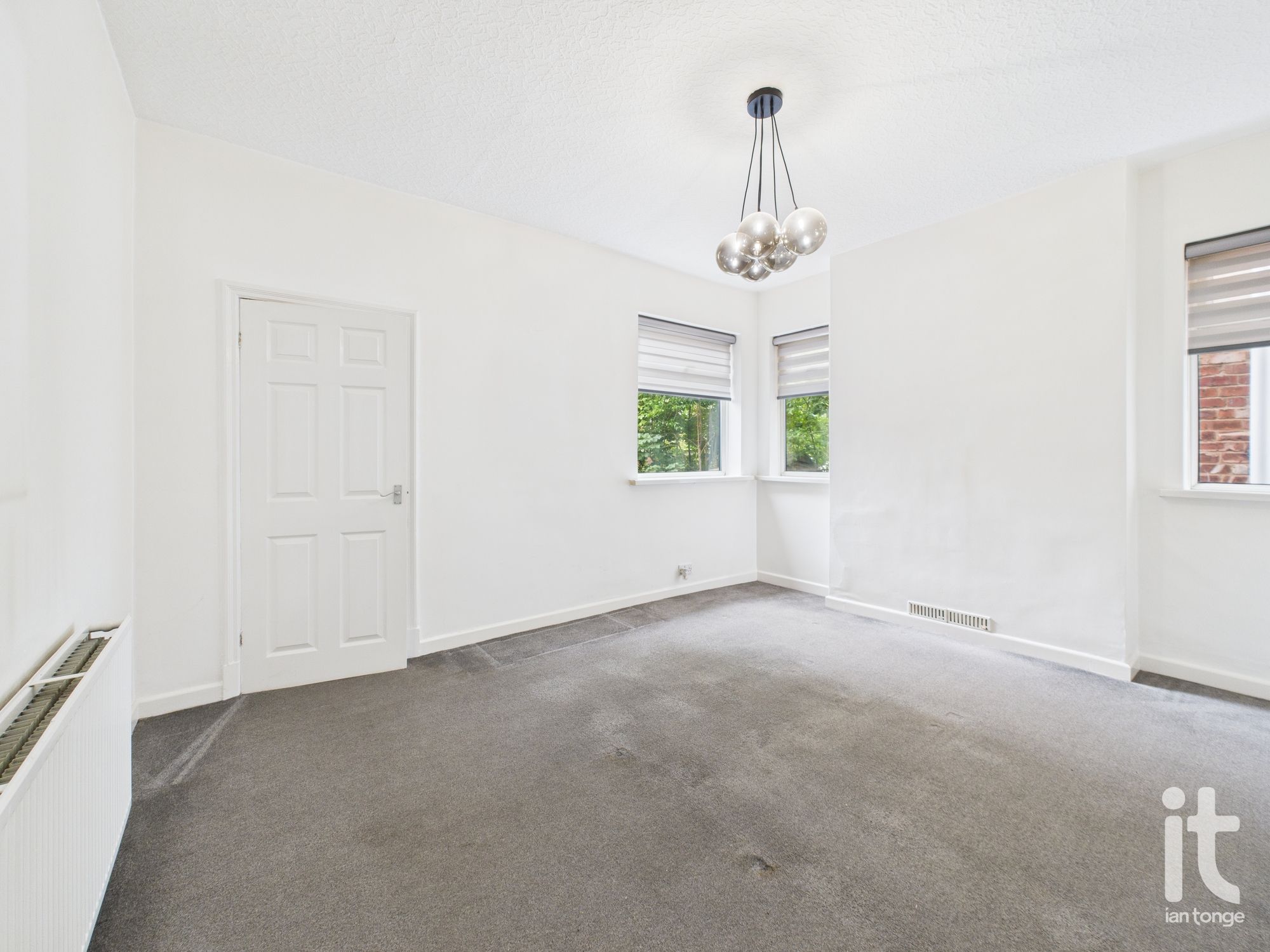 3 bedroom semi-detached house For Sale in Stockport - Photograph 6.