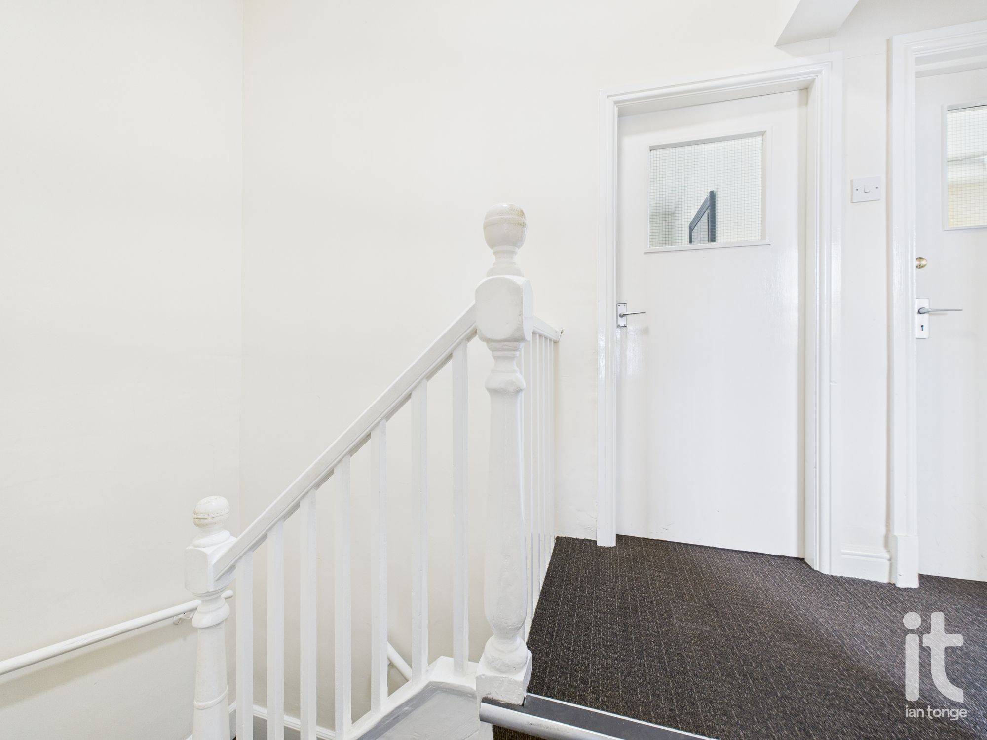 Office For Sale in Stockport - Photograph 8.