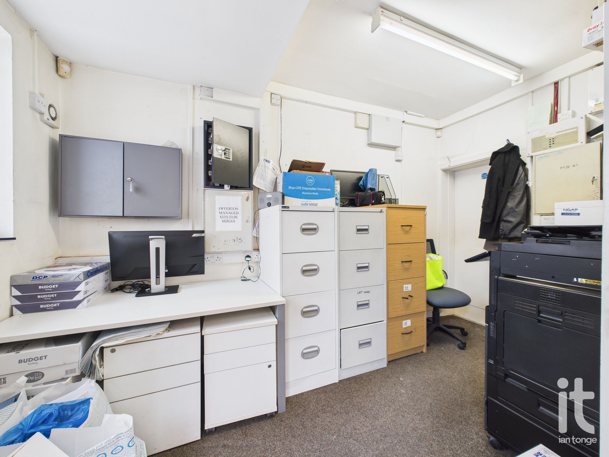 Office For Sale in Stockport - Photograph 5.