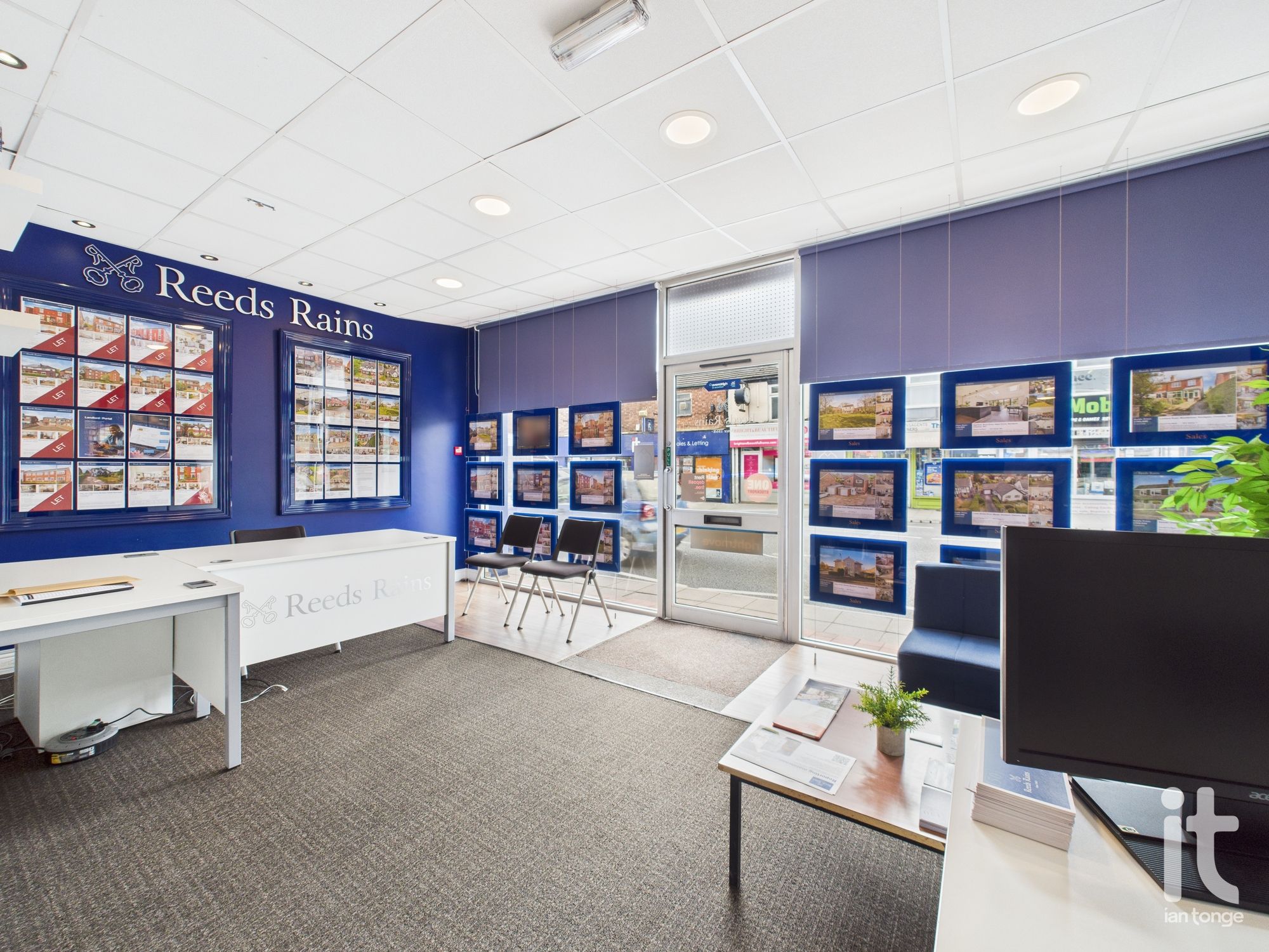 Office For Sale in Stockport - Photograph 1.