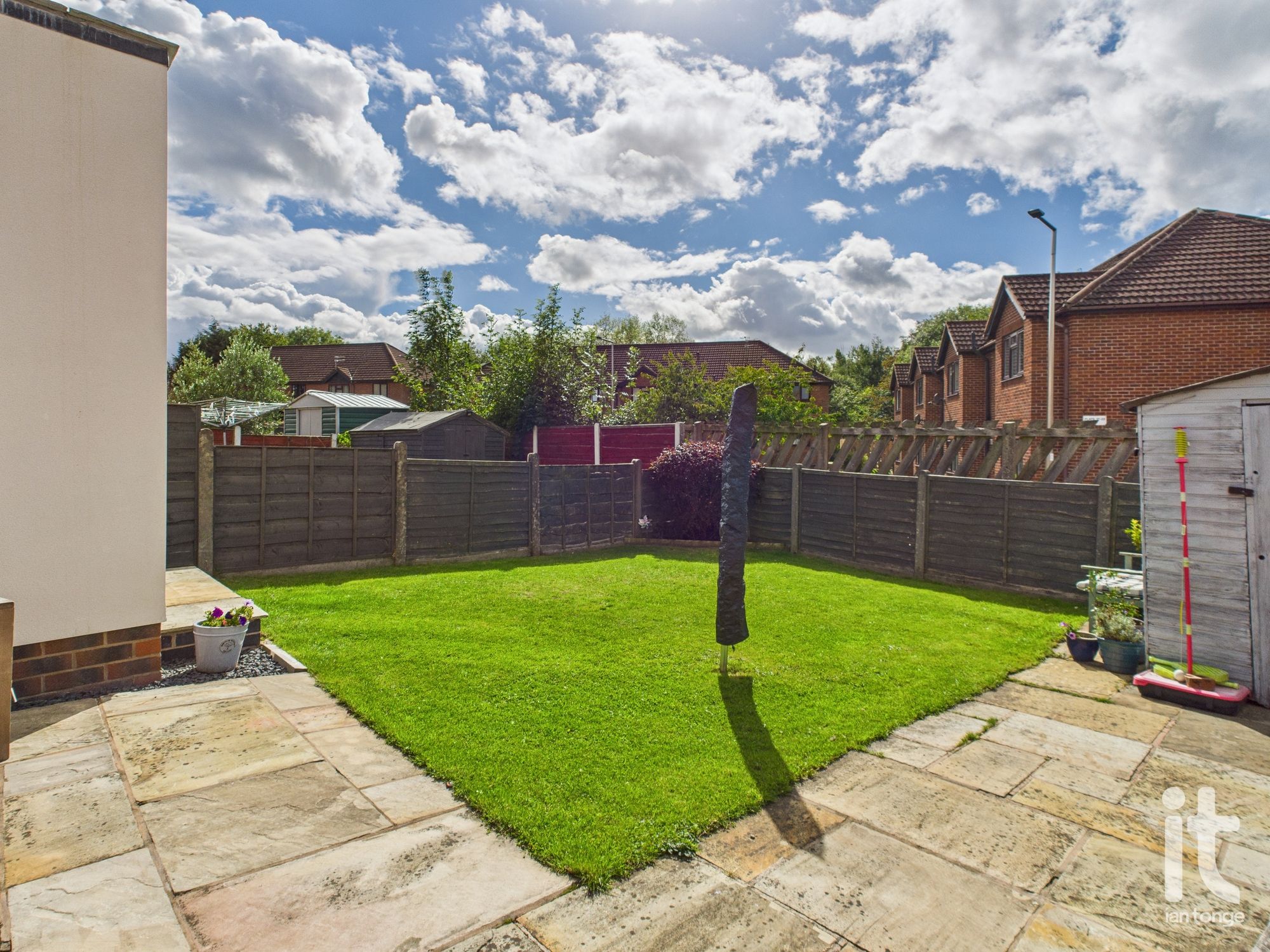 3 bedroom semi-detached house For Sale in Stockport - Photograph 23.