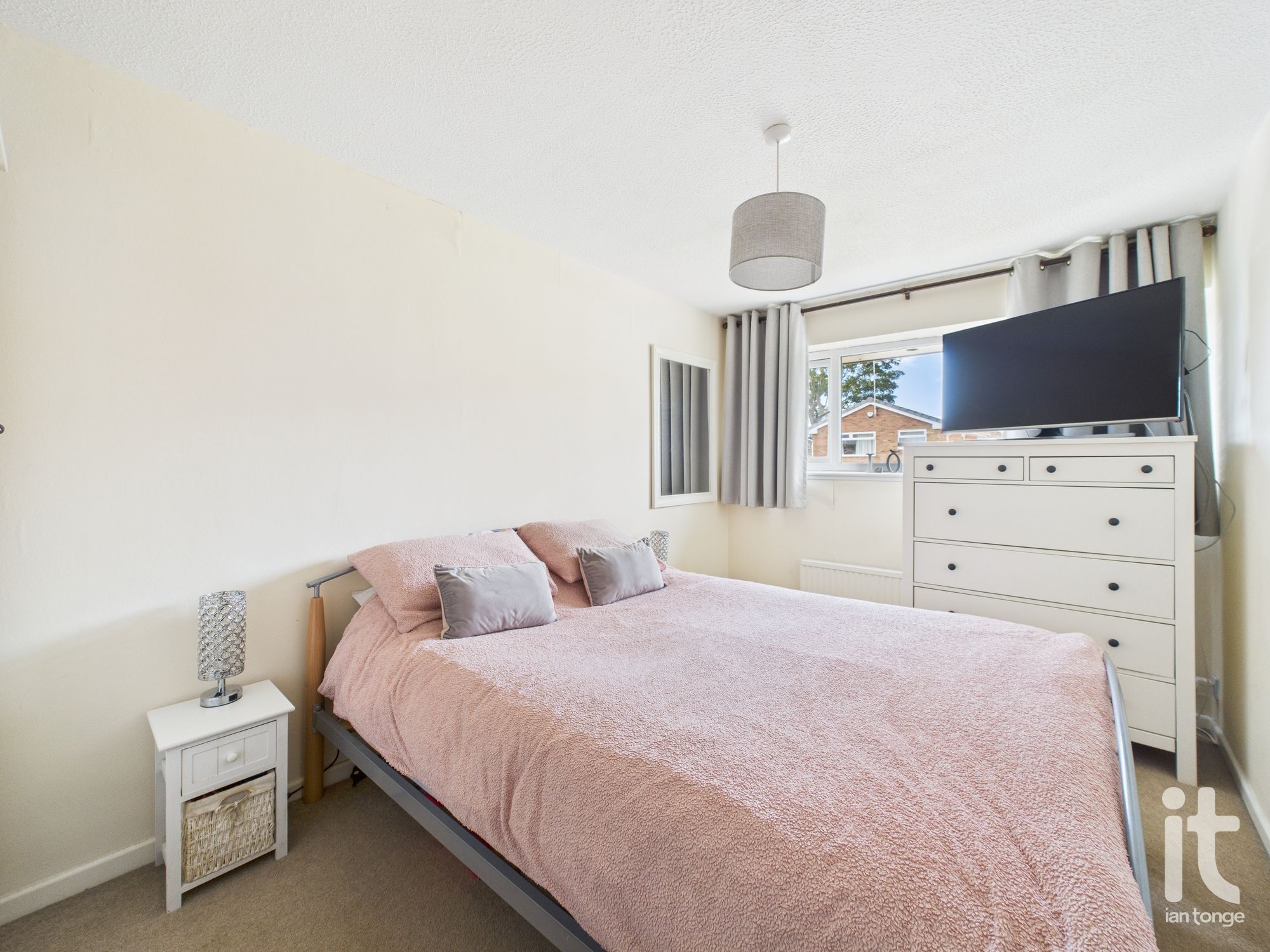 3 bedroom semi-detached house For Sale in Stockport - Photograph 16.