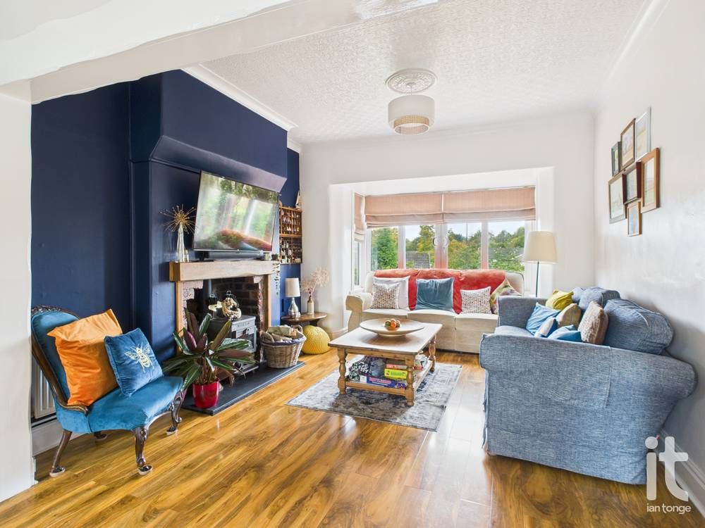 4 bedroom semi-detached house For Sale in Stockport - Photograph 6.