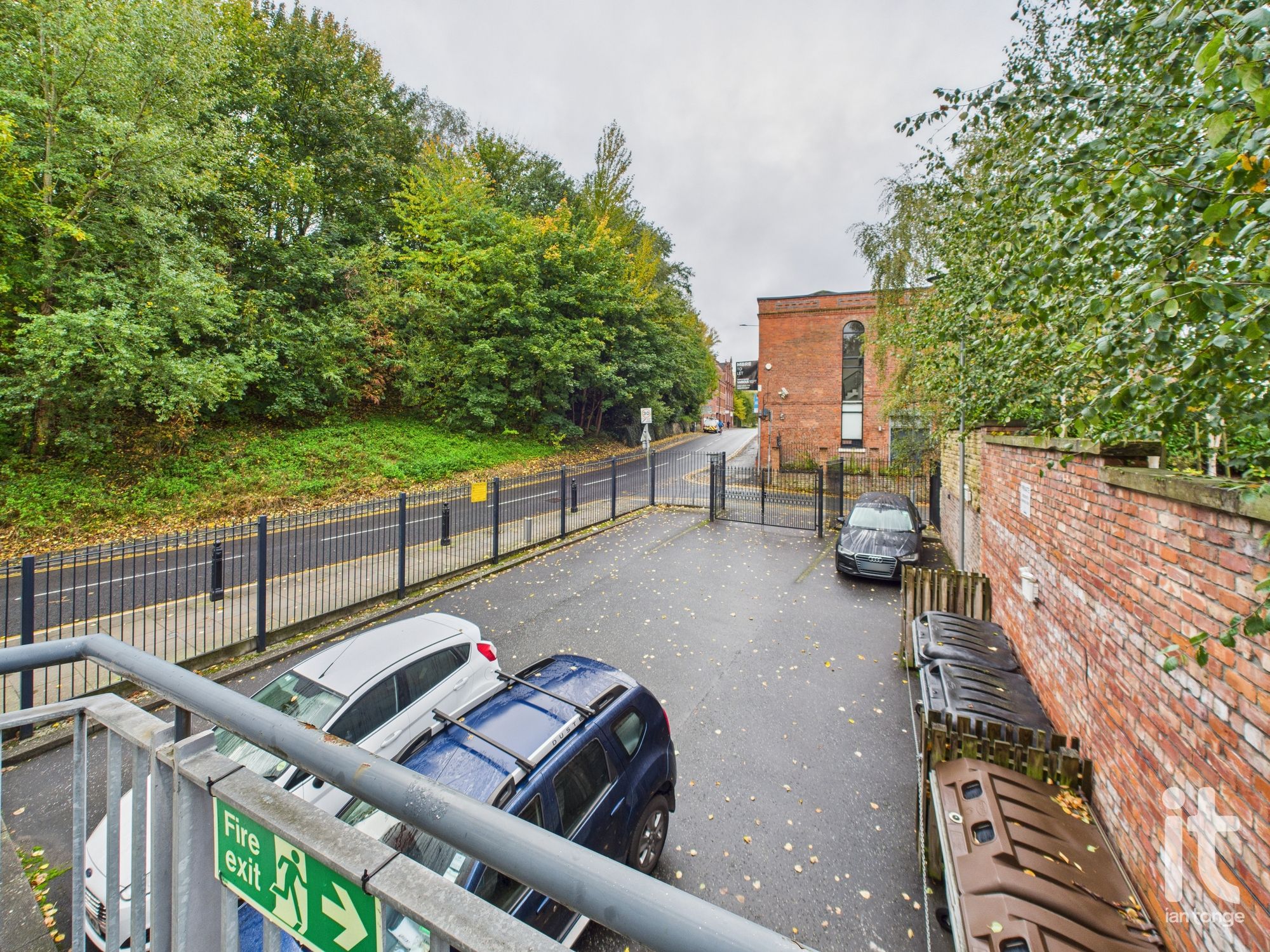 2 bedroom apartment flat/apartment For Sale in Stockport - Photograph 22.