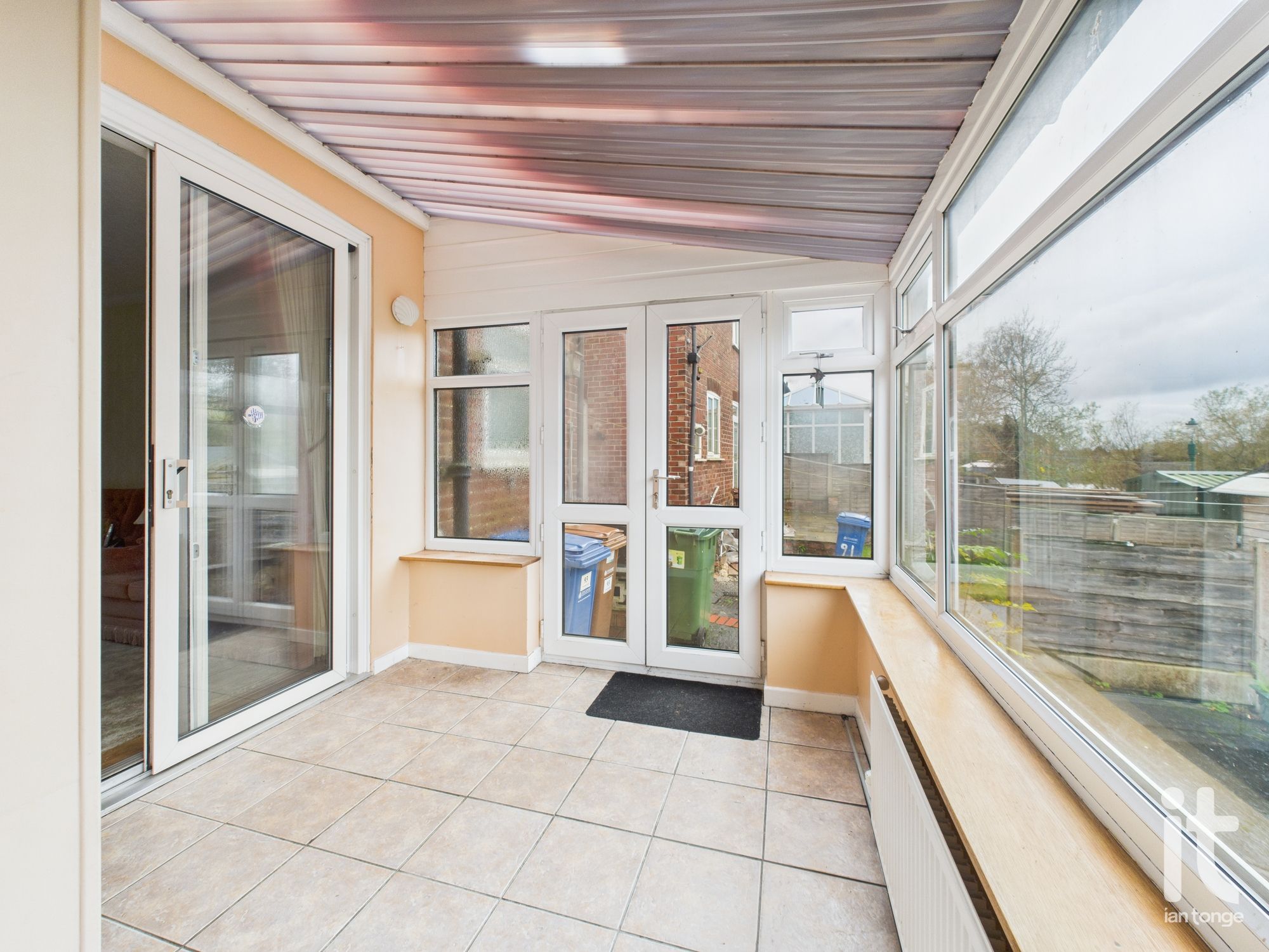 3 bedroom semi-detached house For Sale in Stockport - Photograph 6.