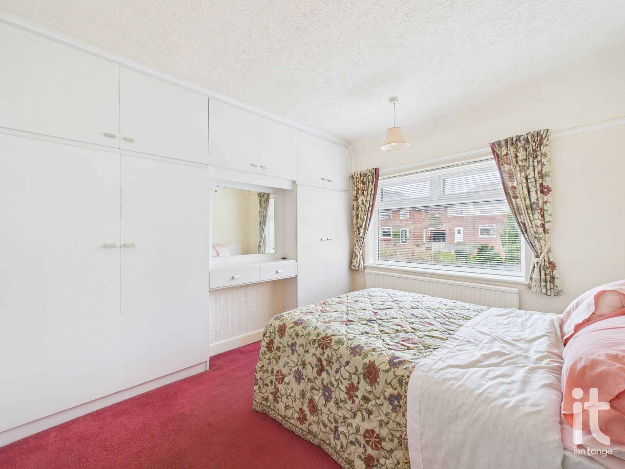 3 bedroom semi-detached house For Sale in Stockport - Photograph 14.