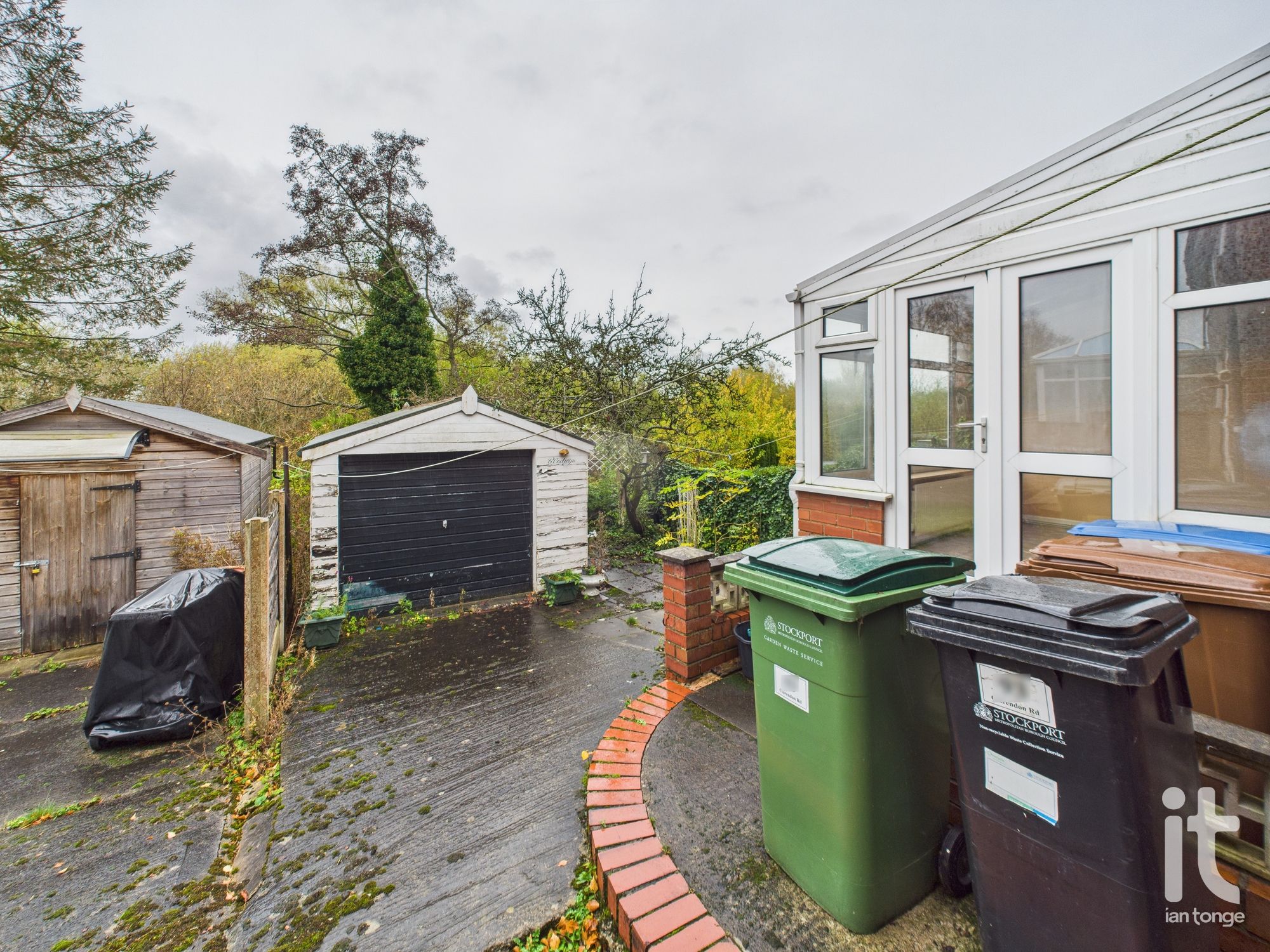 3 bedroom semi-detached house For Sale in Stockport - Photograph 18.