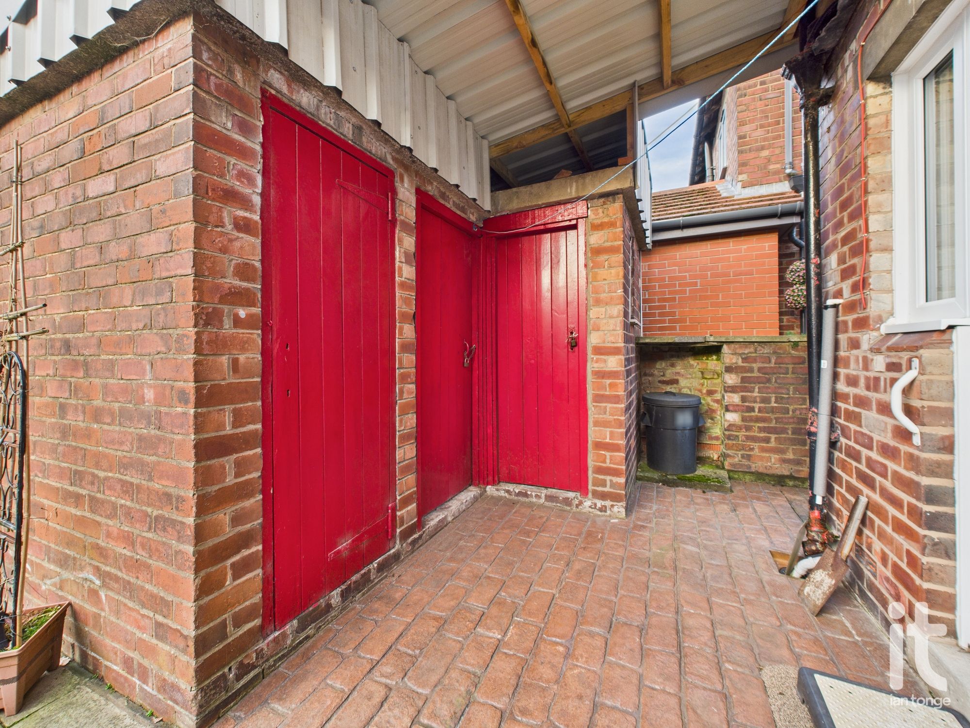 3 bedroom semi-detached house For Sale in Stockport - Photograph 15.