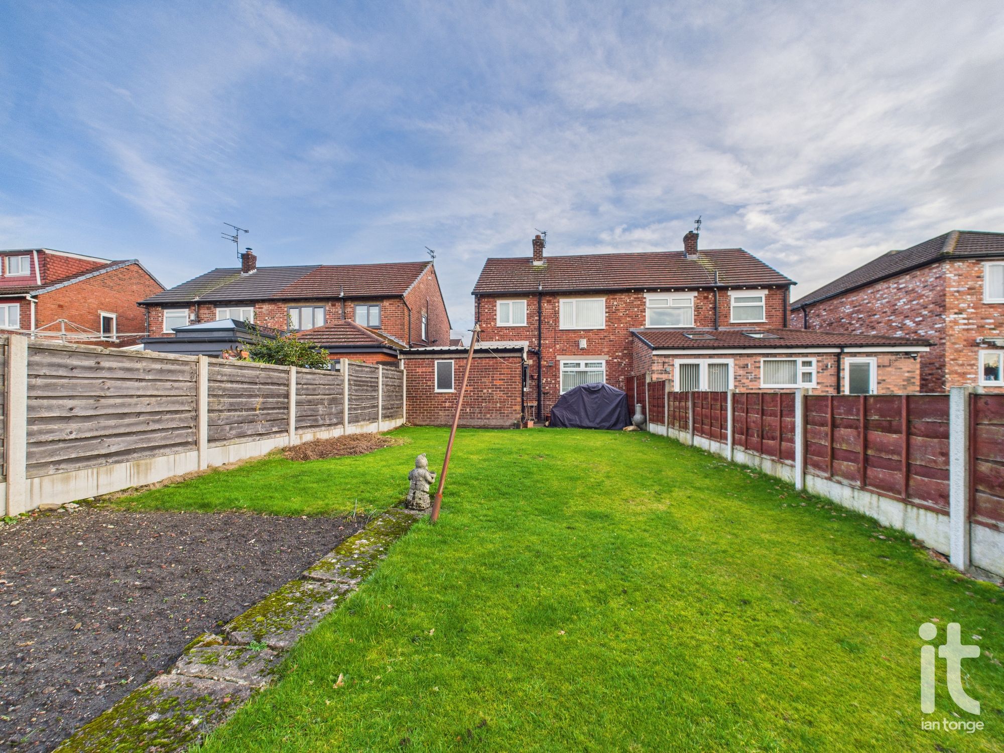 3 bedroom semi-detached house For Sale in Stockport - Photograph 14.