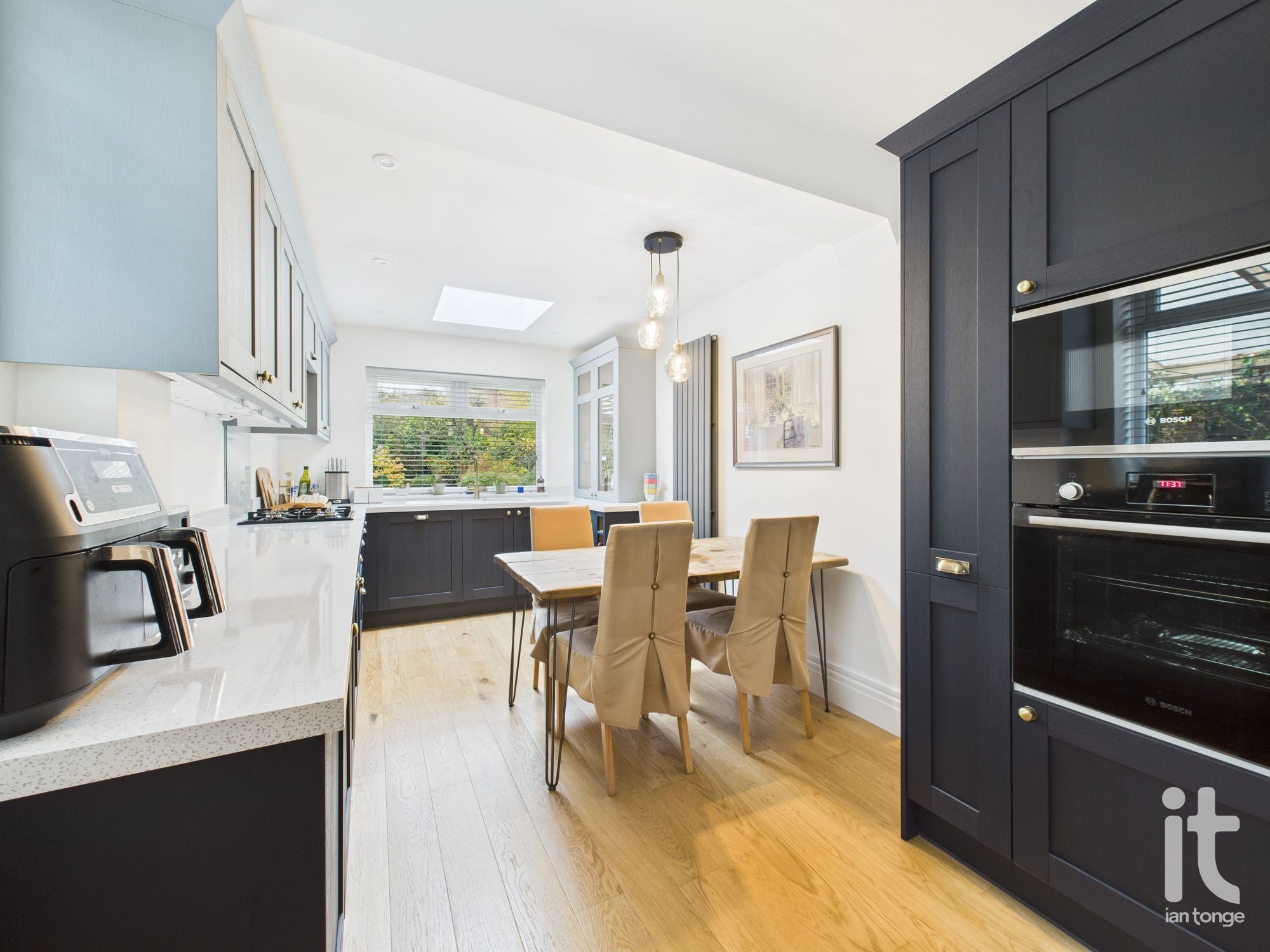 3 bedroom semi-detached house For Sale in Stockport - Photograph 18.