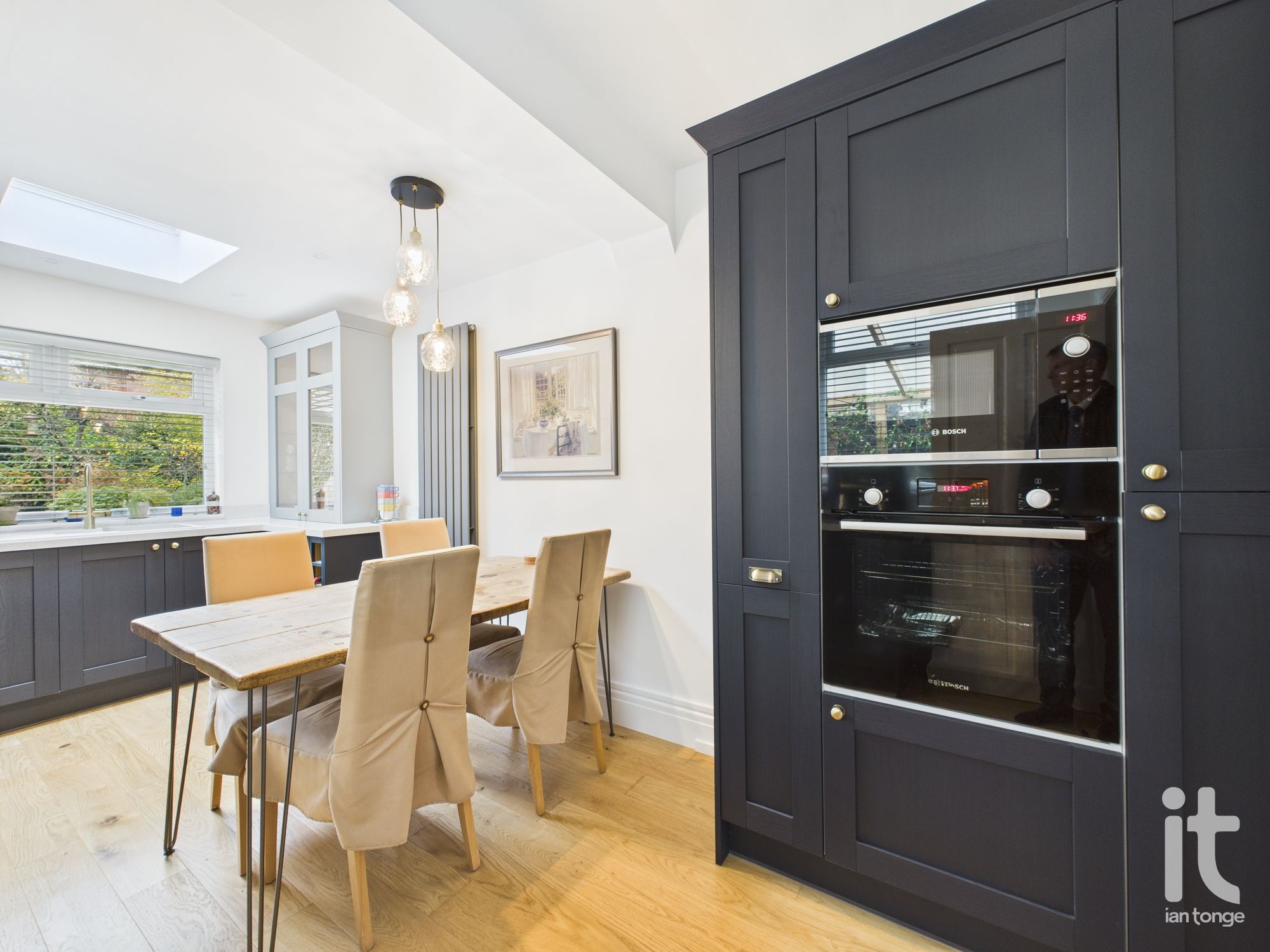 3 bedroom semi-detached house For Sale in Stockport - Photograph 20.