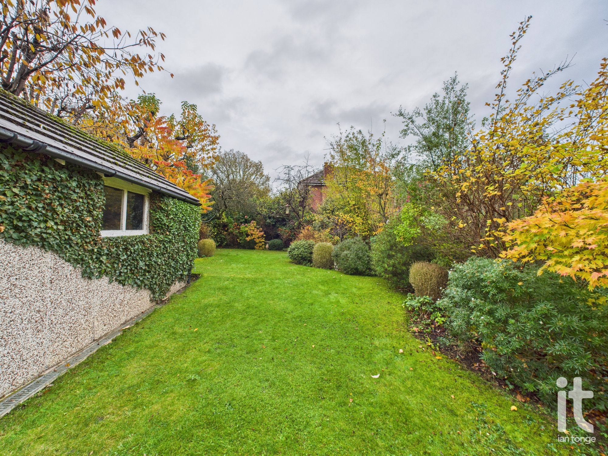 3 bedroom semi-detached house For Sale in Stockport - Photograph 2.