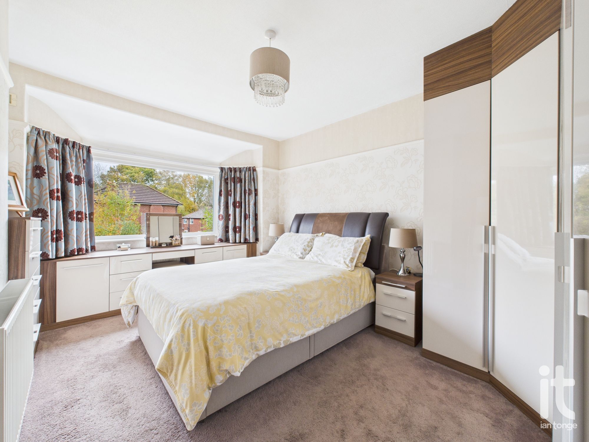 3 bedroom semi-detached house For Sale in Stockport - Photograph 33.