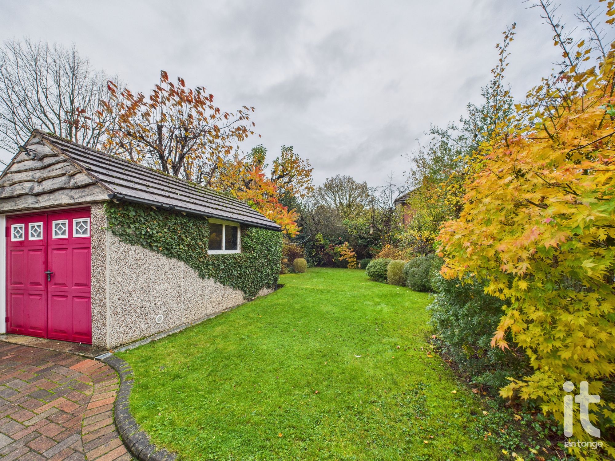 3 bedroom semi-detached house For Sale in Stockport - Photograph 1.