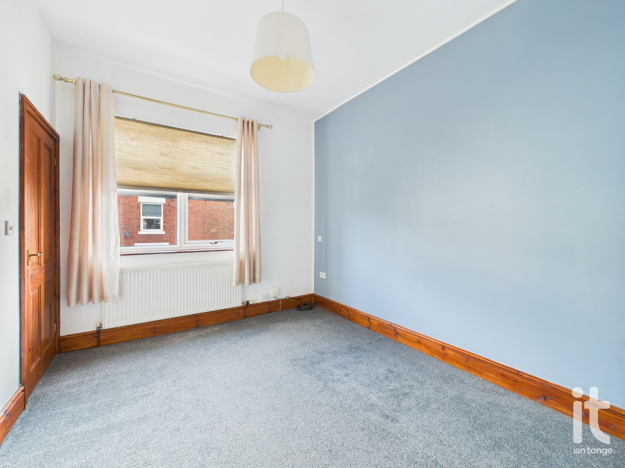 2 bedroom mid terraced house For Sale in Stockport - Photograph 16.