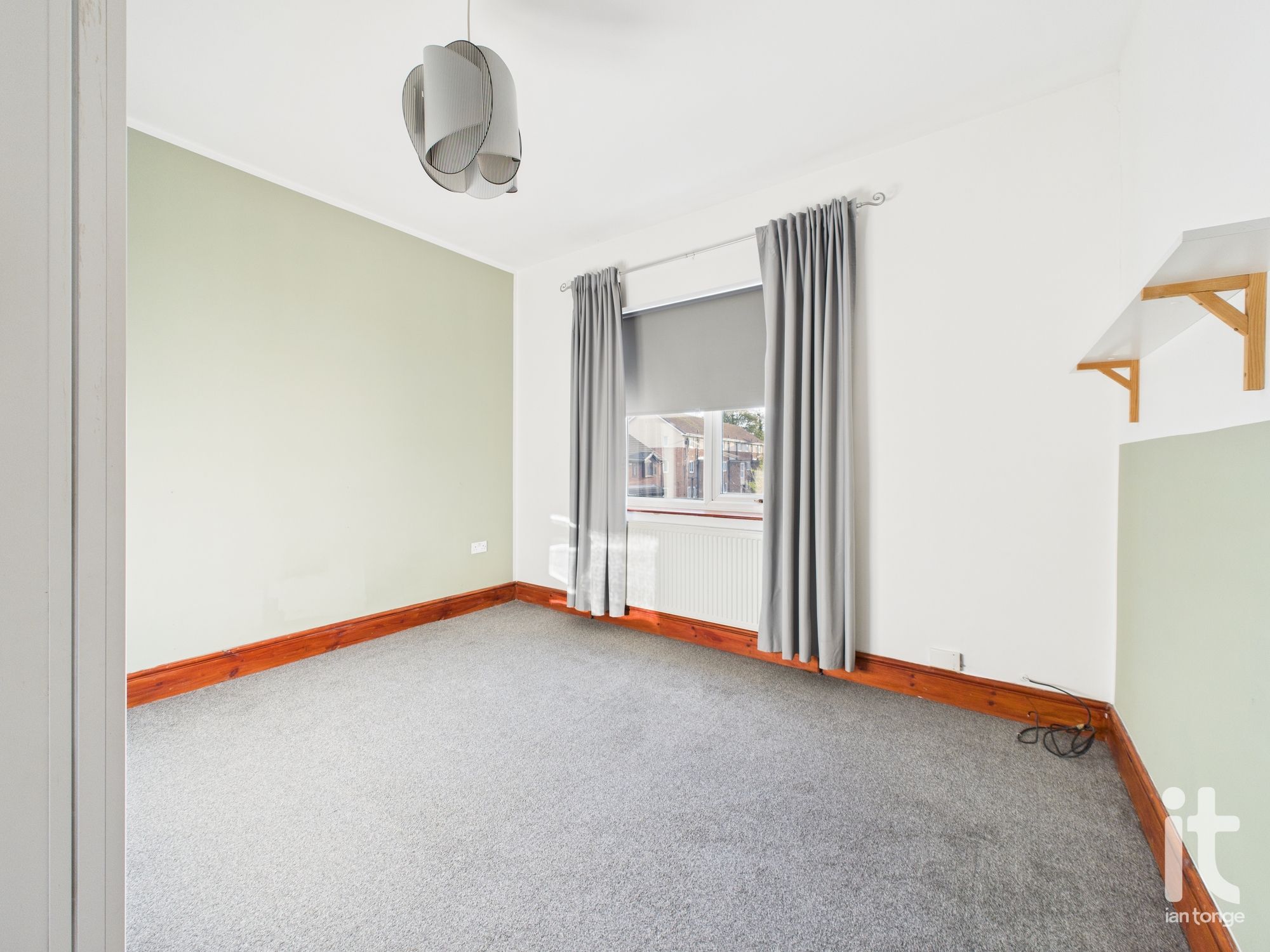 2 bedroom mid terraced house For Sale in Stockport - Photograph 15.