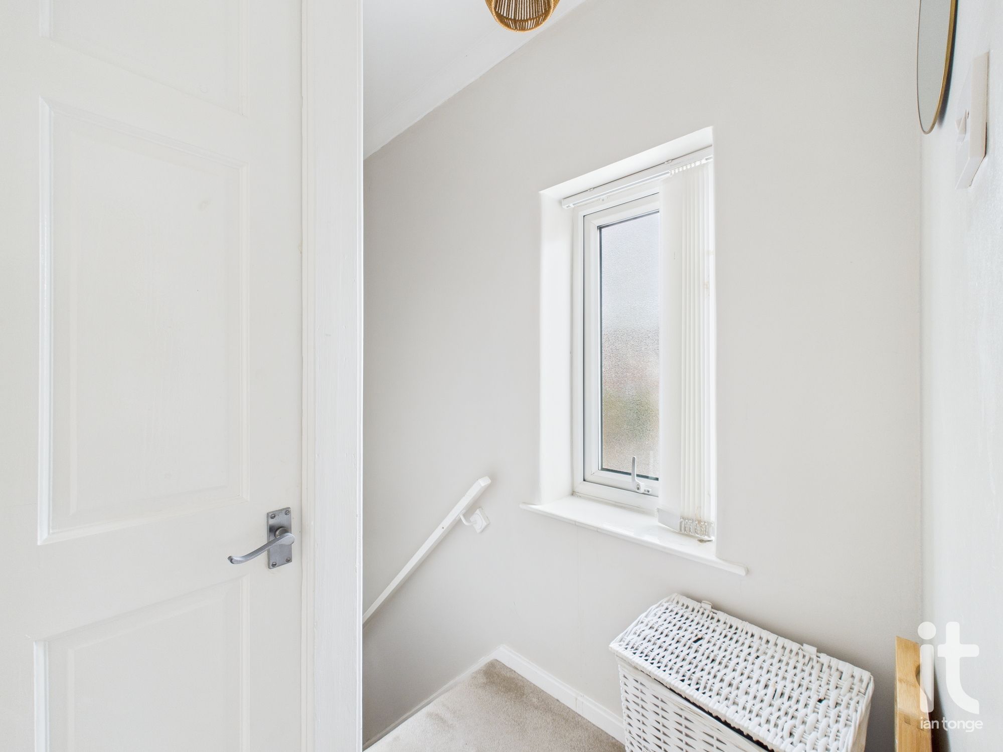 2 bedroom semi-detached house For Sale in Stockport - Photograph 8.