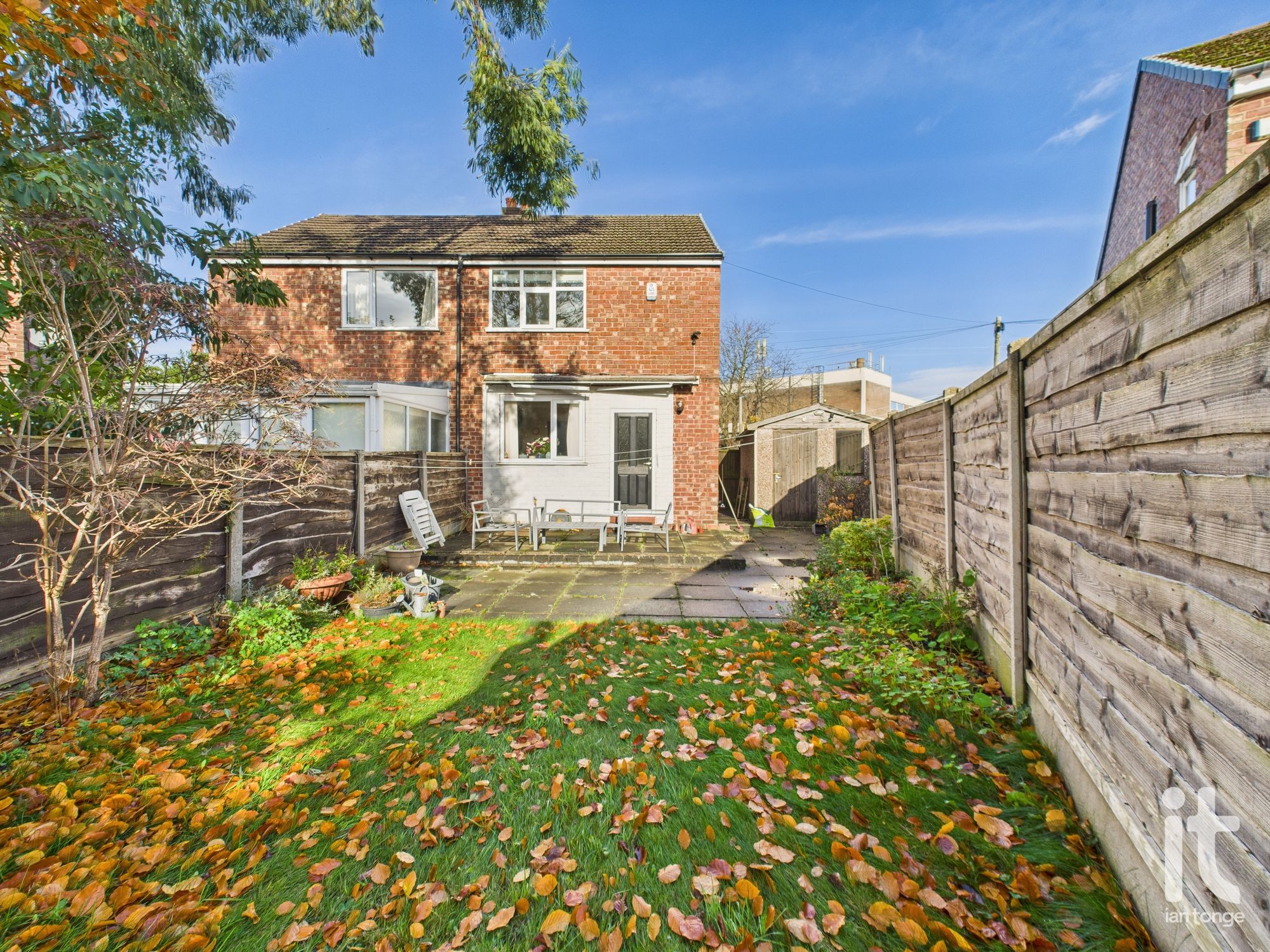 2 bedroom semi-detached house For Sale in Stockport - Photograph 14.