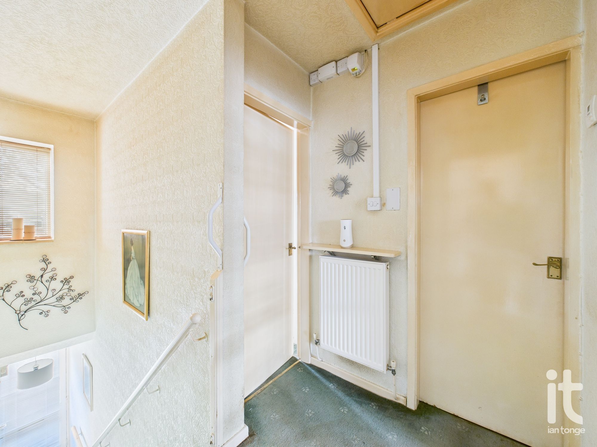 2 bedroom apartment flat/apartment For Sale in Stockport - Photograph 5.