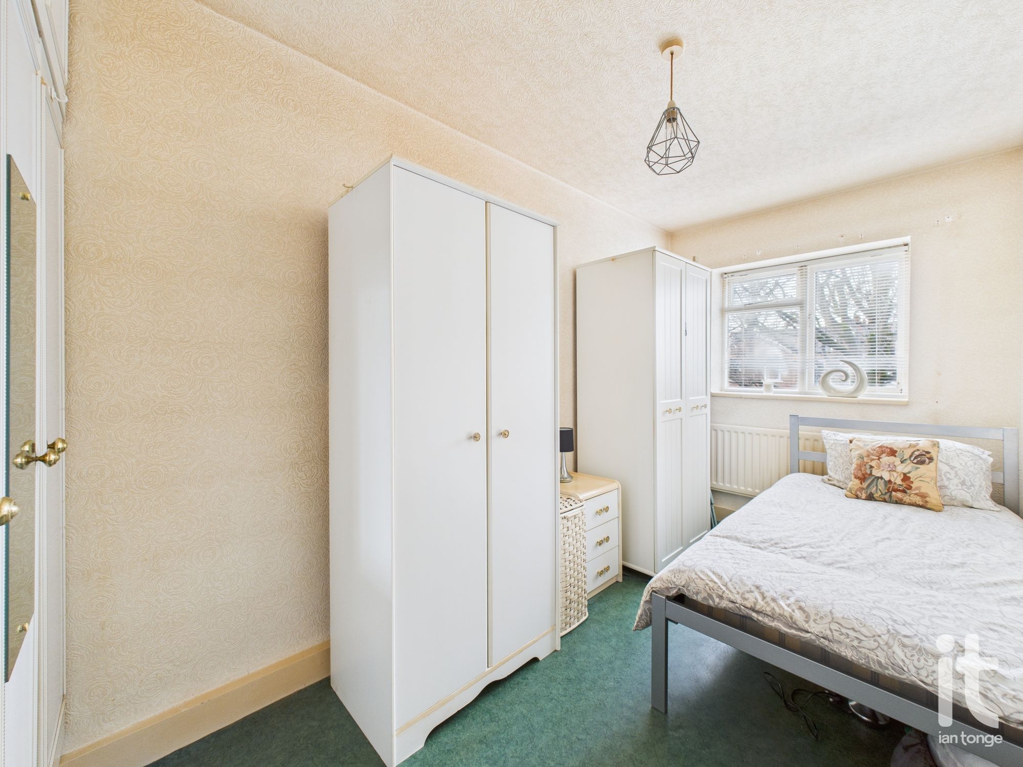 2 bedroom apartment flat/apartment For Sale in Stockport - Photograph 6.
