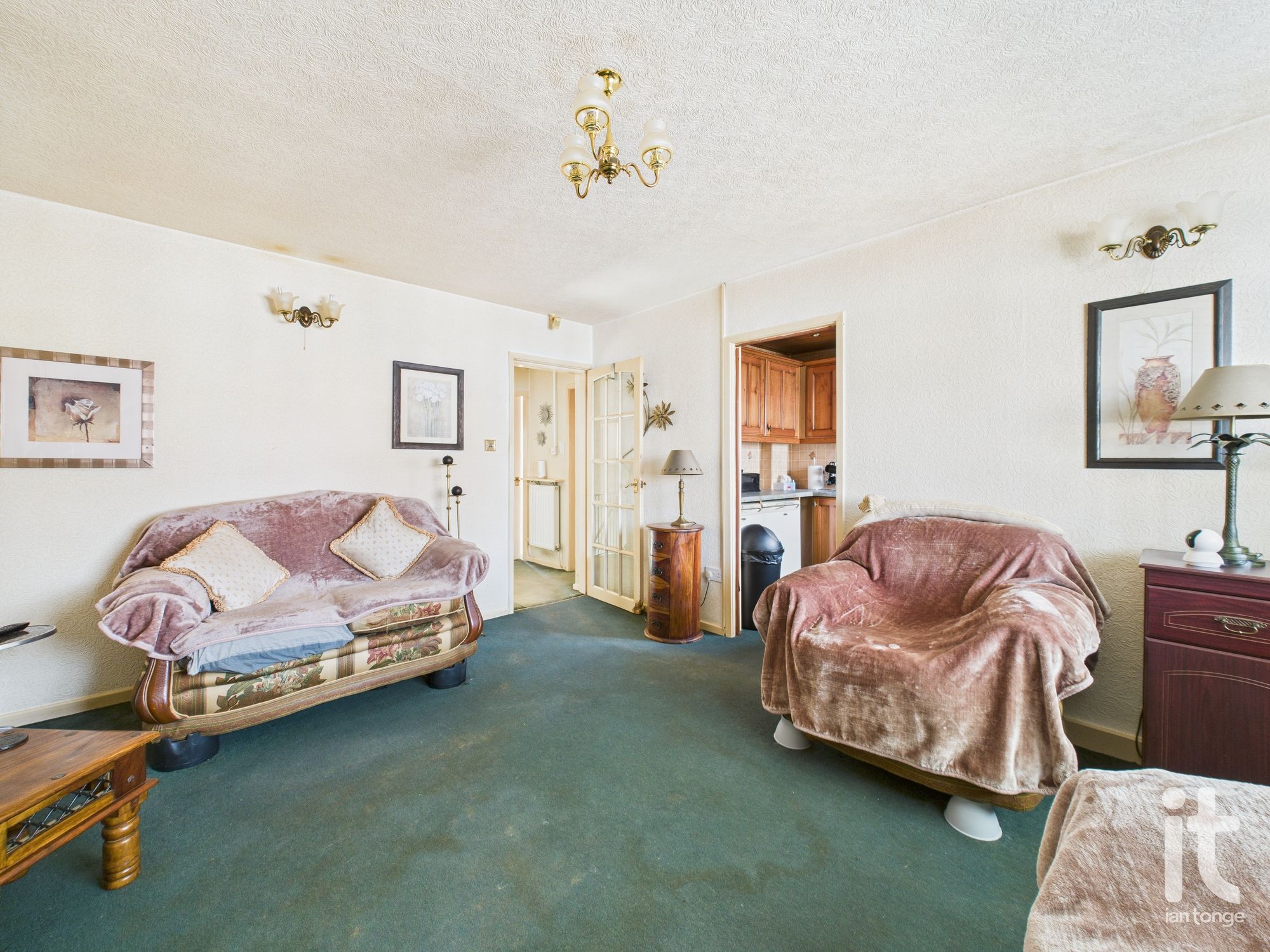 2 bedroom apartment flat/apartment For Sale in Stockport - Photograph 8.