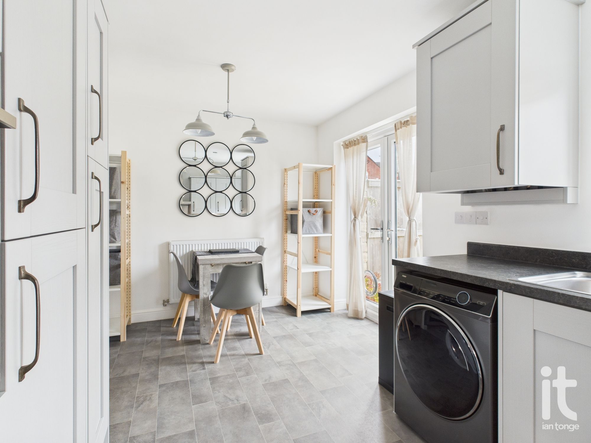 3 bedroom semi-detached house For Sale in Marple - Photograph 7.