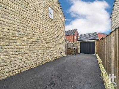 3 bedroom semi-detached house For Sale in Marple - Photograph 16.