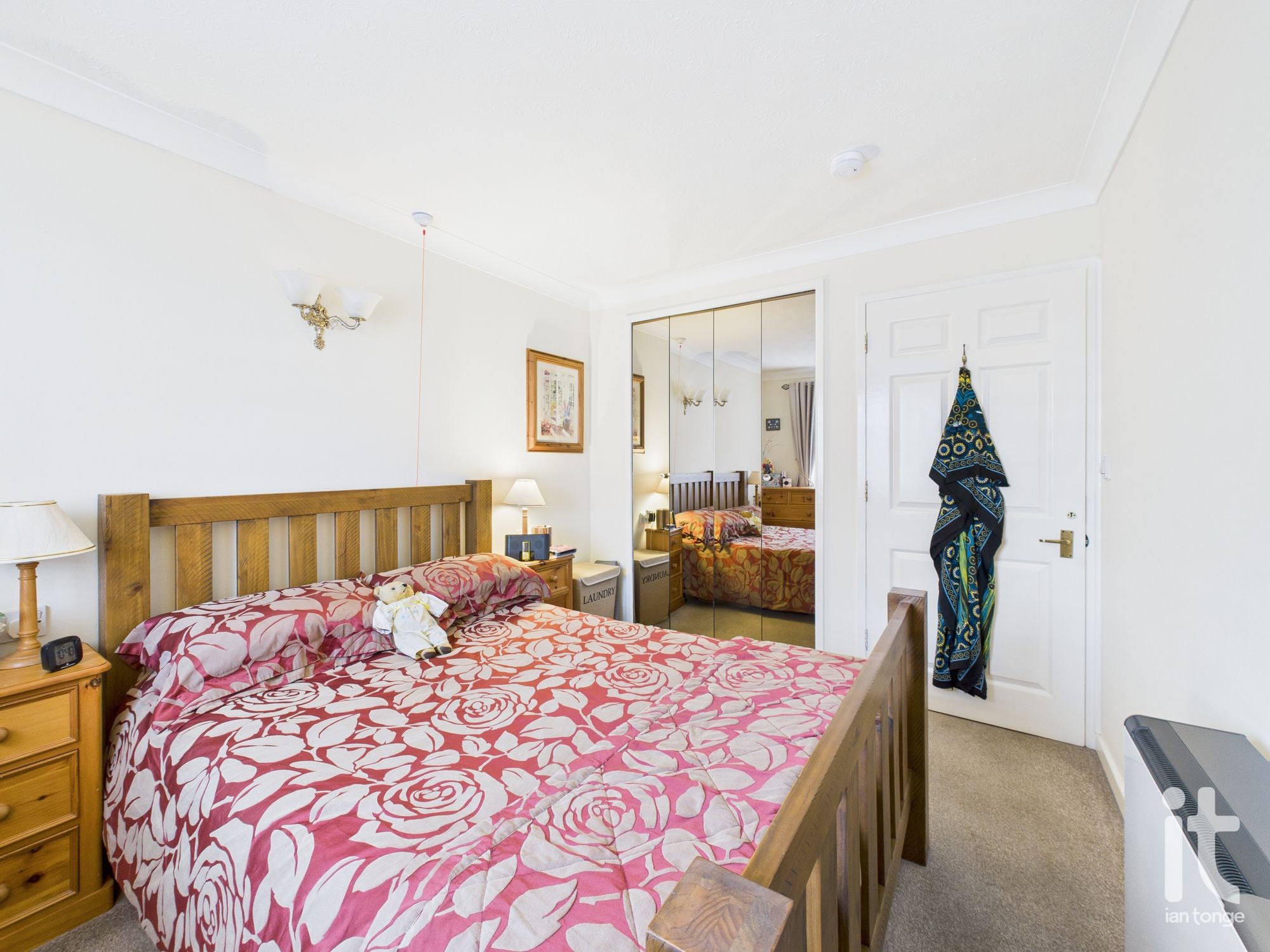 1 bedroom apartment flat/apartment For Sale in Stockport - Photograph 7.