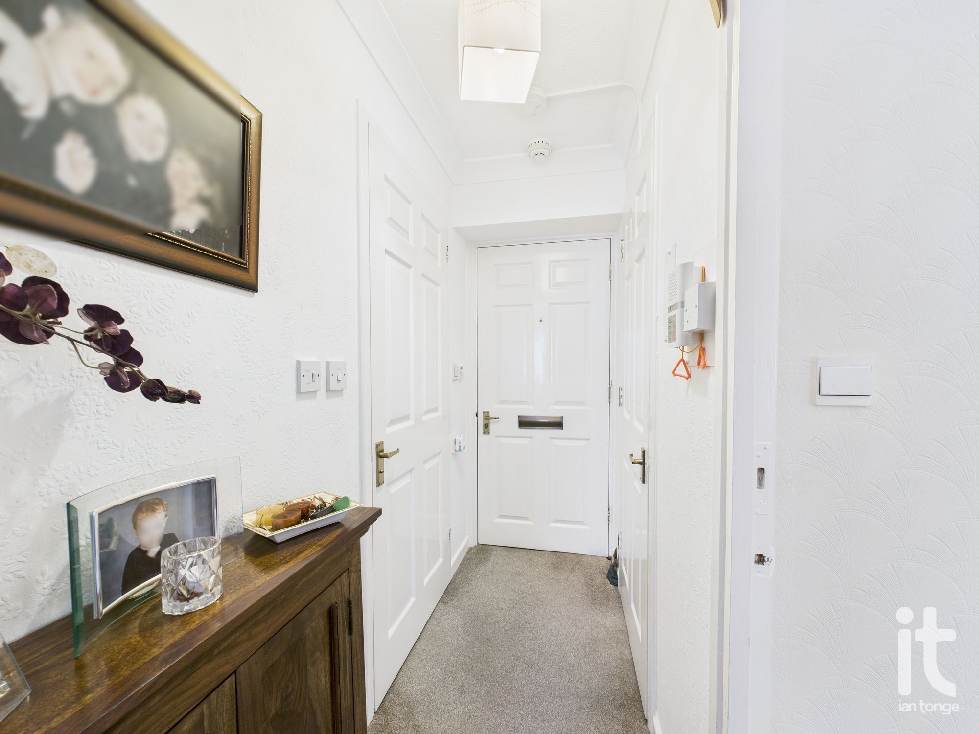 1 bedroom apartment flat/apartment For Sale in Stockport - Photograph 5.