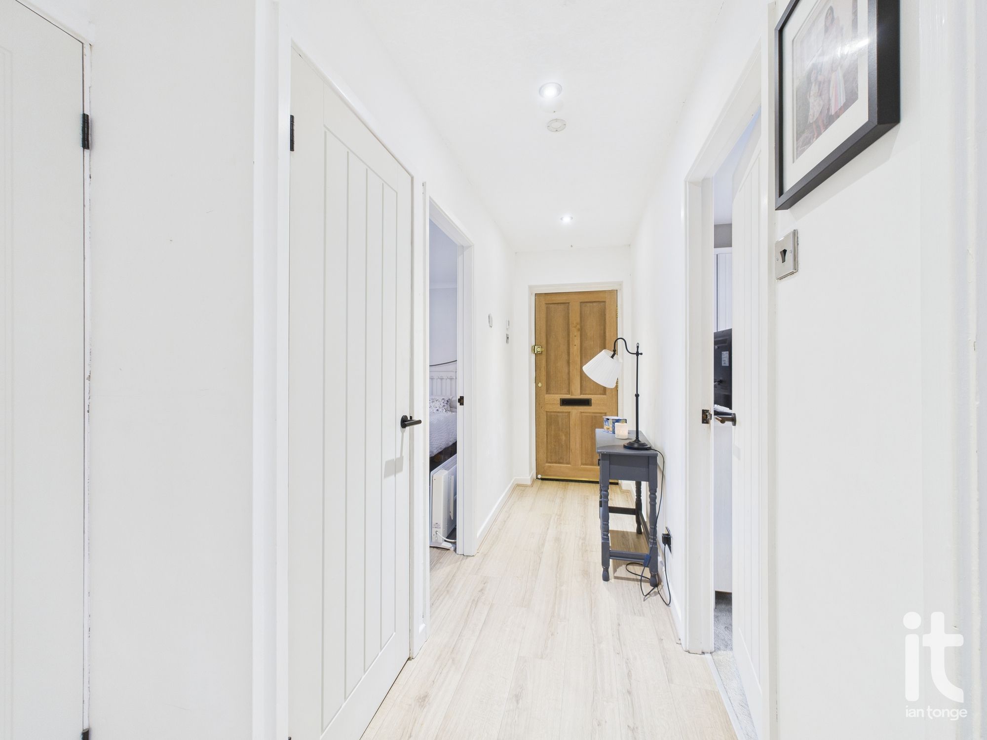 2 bedroom apartment flat/apartment For Sale in Stockport - Photograph 1.