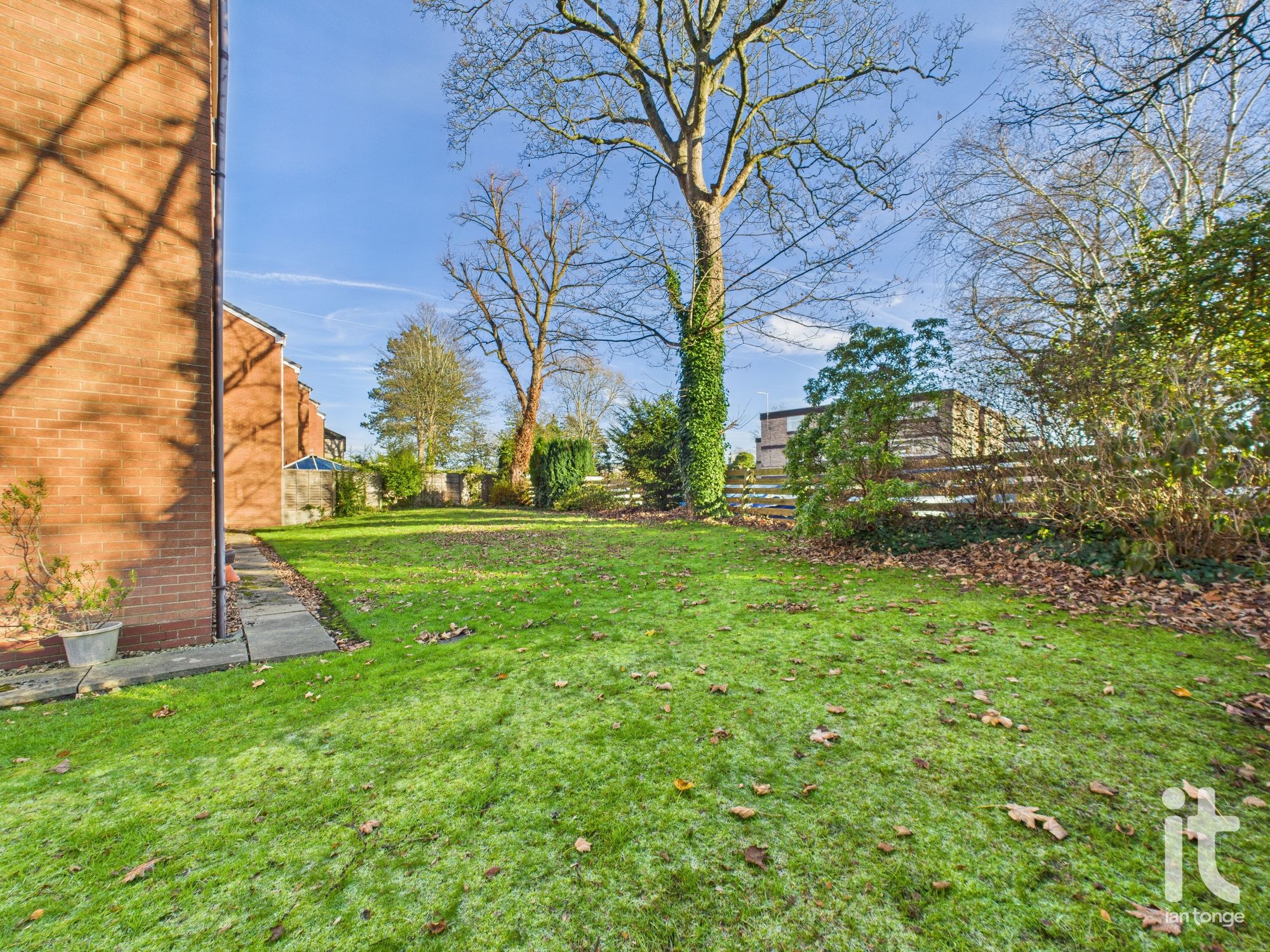 2 bedroom apartment flat/apartment For Sale in Stockport - Photograph 15.