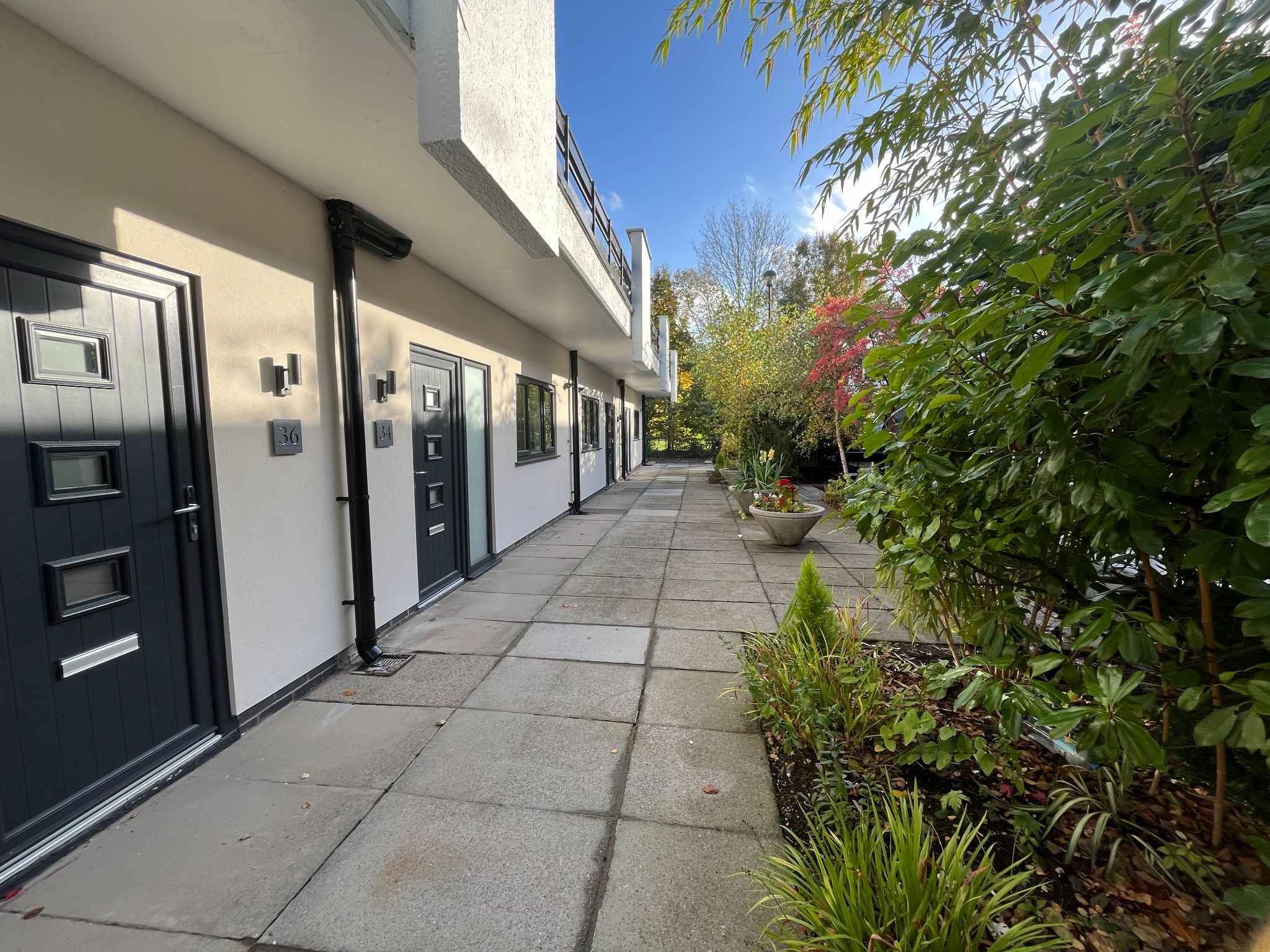 2 bedroom ground floor flat/apartment To Let in Stockport - Photograph 26.