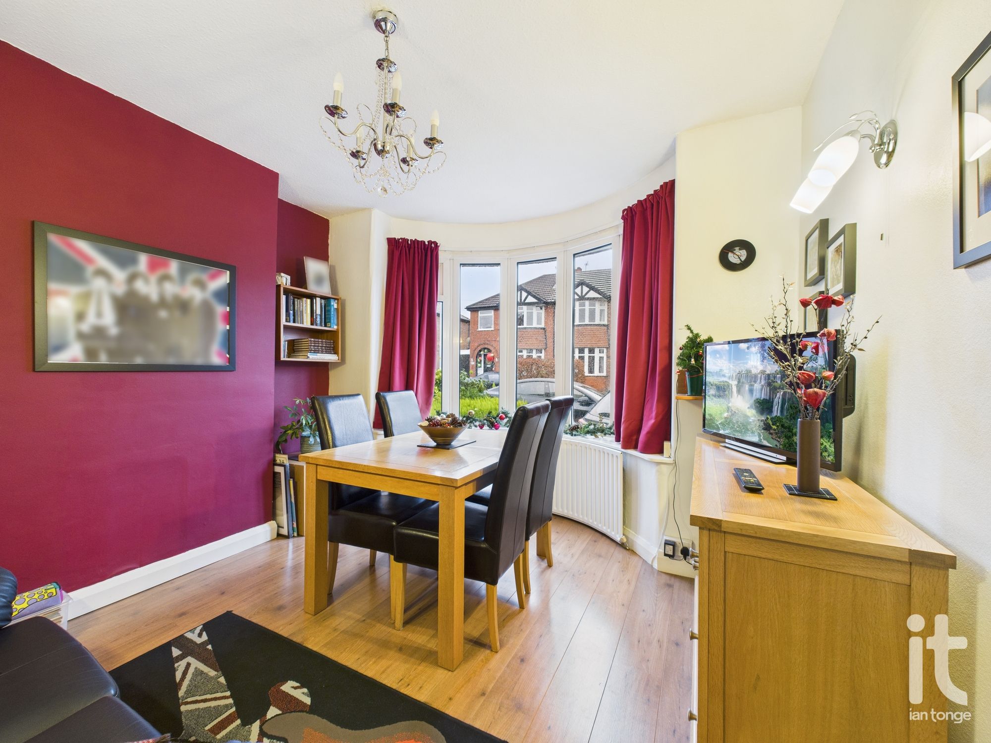 3 bedroom semi-detached house For Sale in Stockport - Photograph 6.