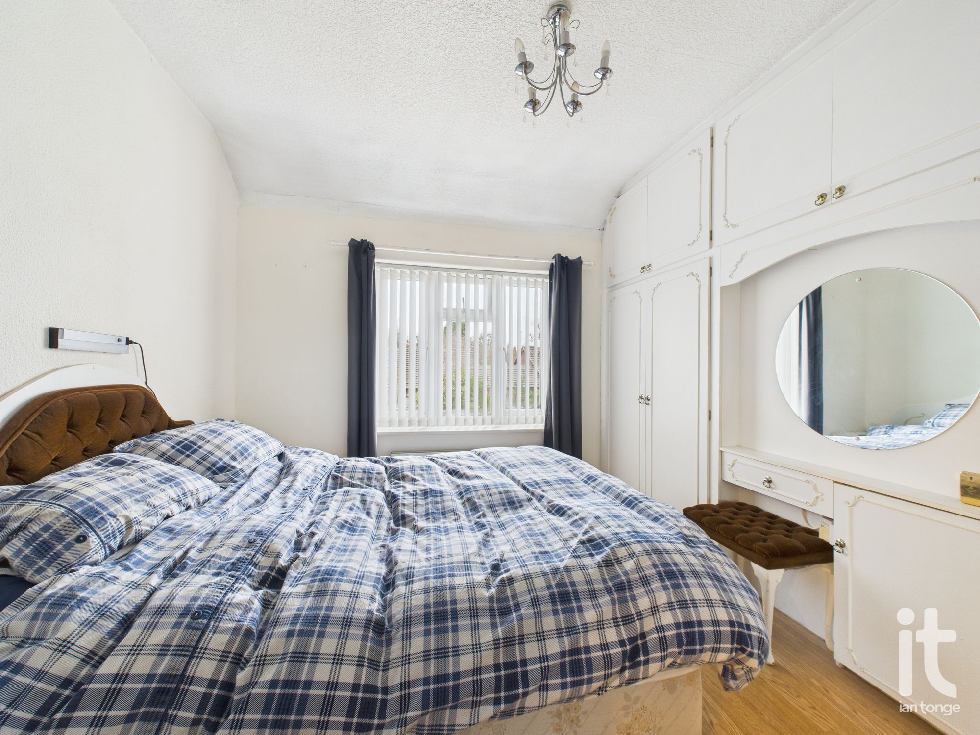 3 bedroom semi-detached house For Sale in Stockport - Photograph 14.
