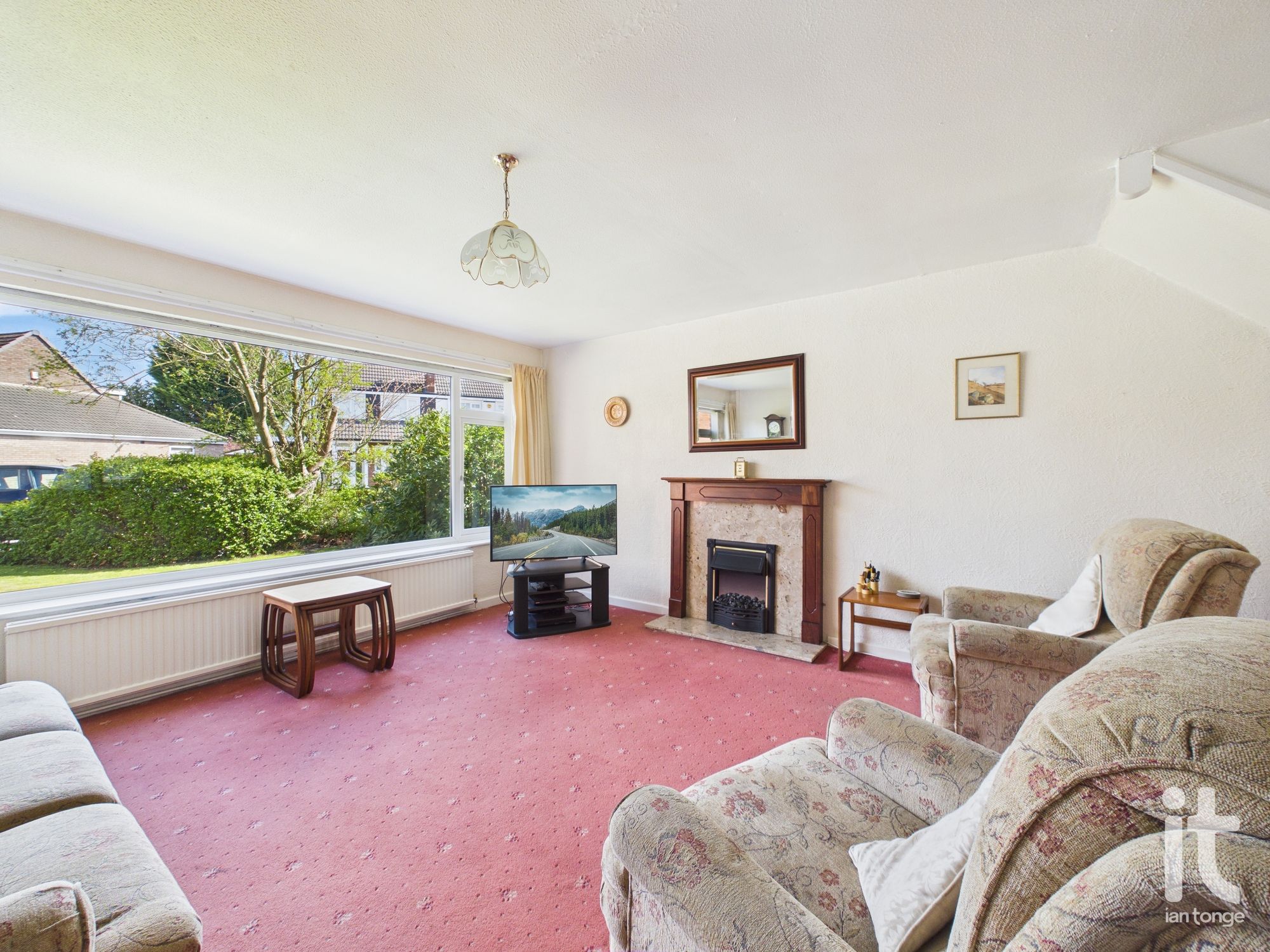 3 bedroom link detached house For Sale in Stockport - Photograph 6.