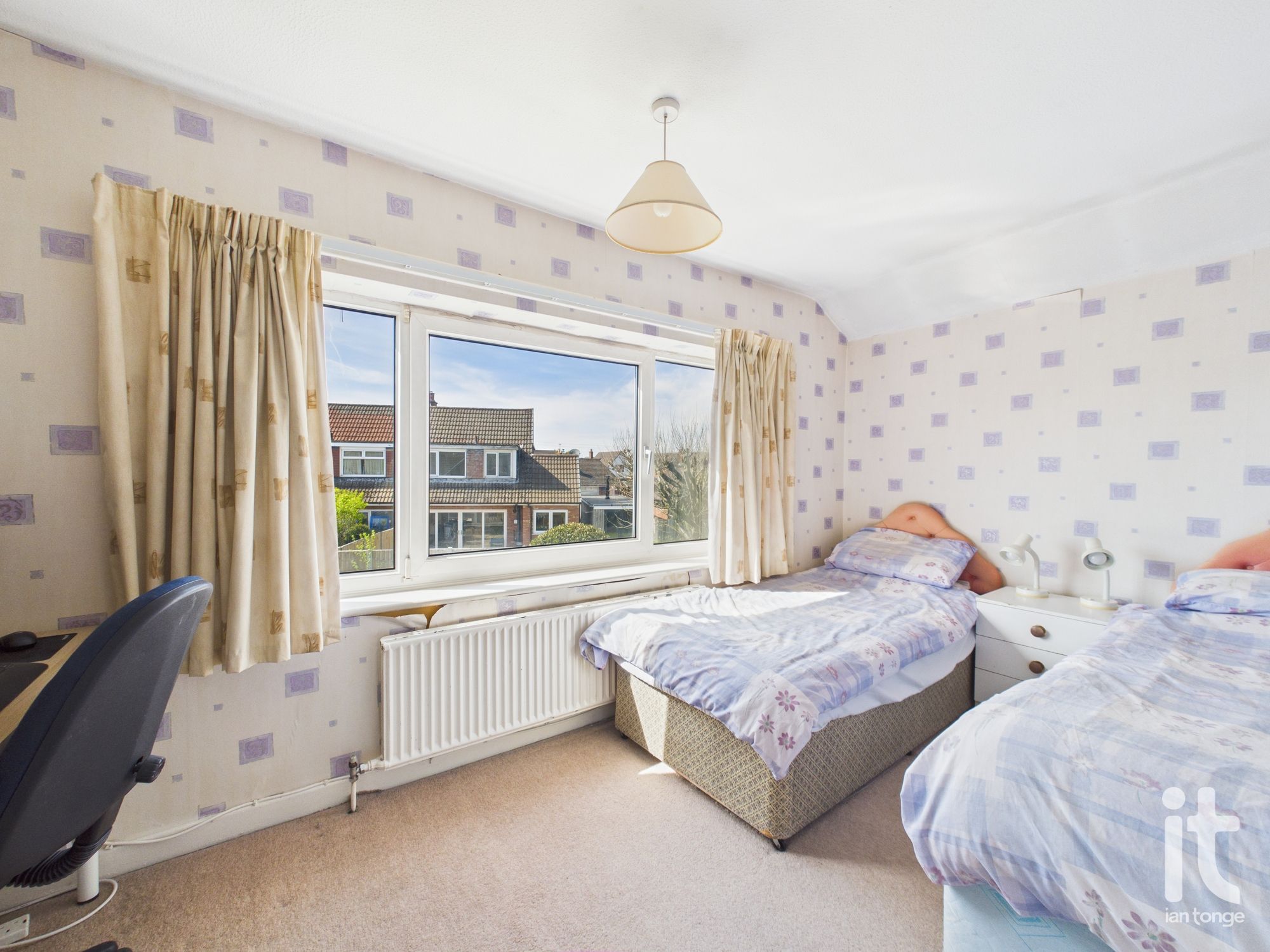 3 bedroom link detached house For Sale in Stockport - Photograph 16.