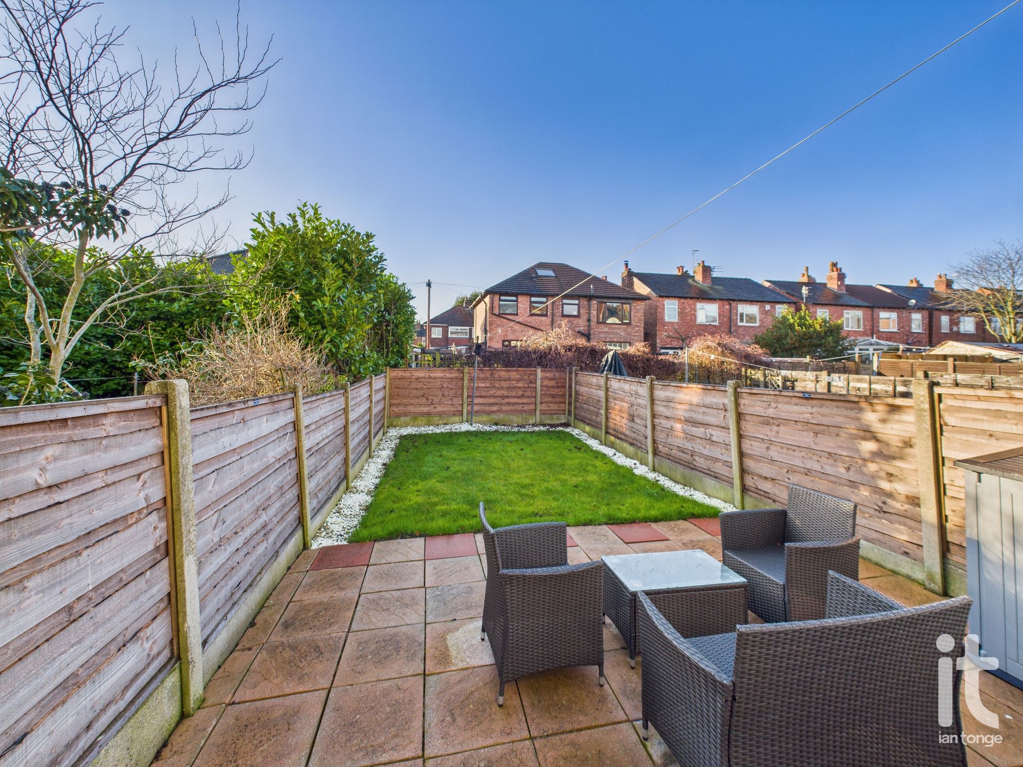 2 bedroom semi-detached house For Sale in Stockport - Photograph 14.