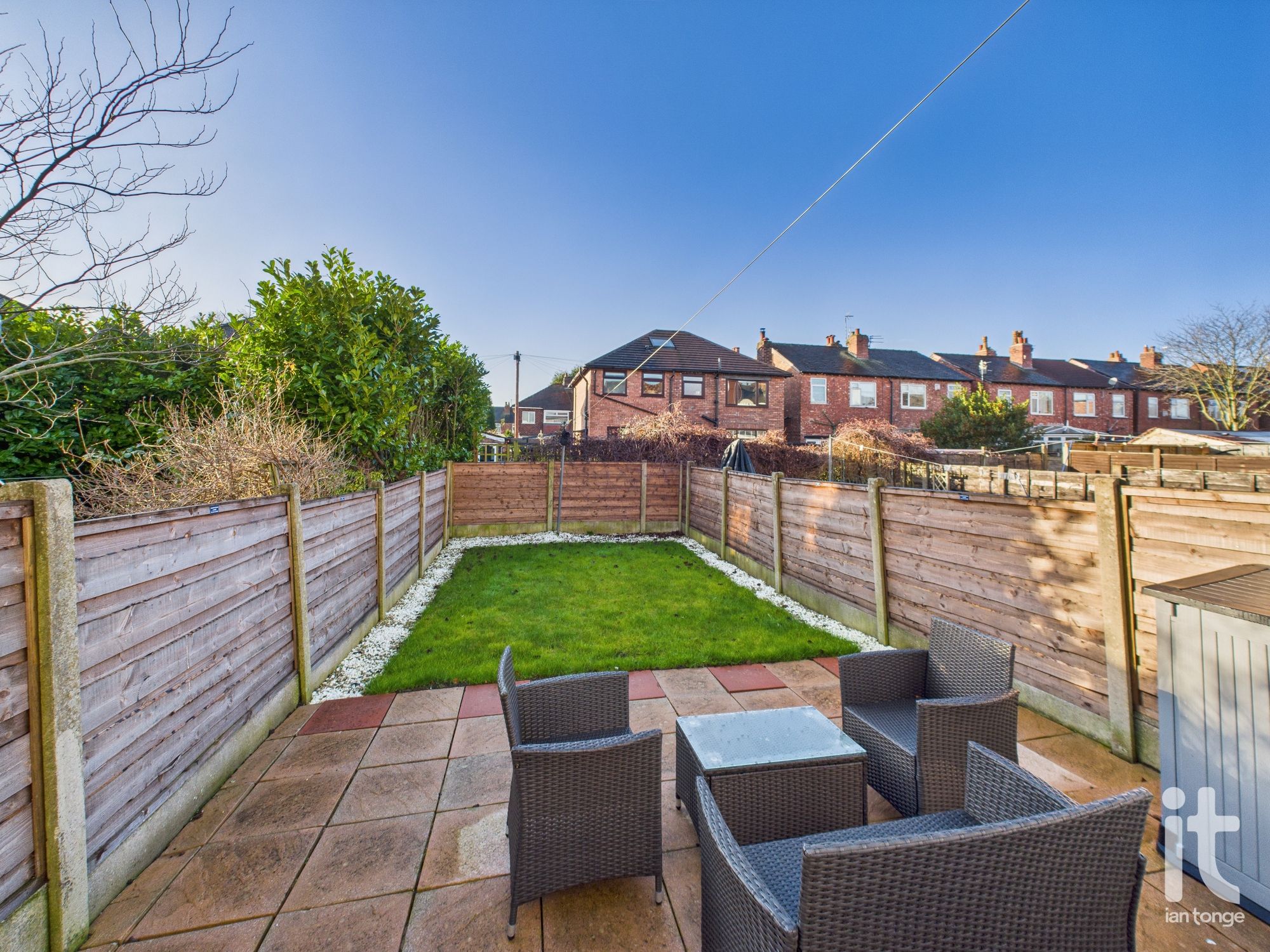 2 bedroom semi-detached house For Sale in Stockport - Photograph 4.