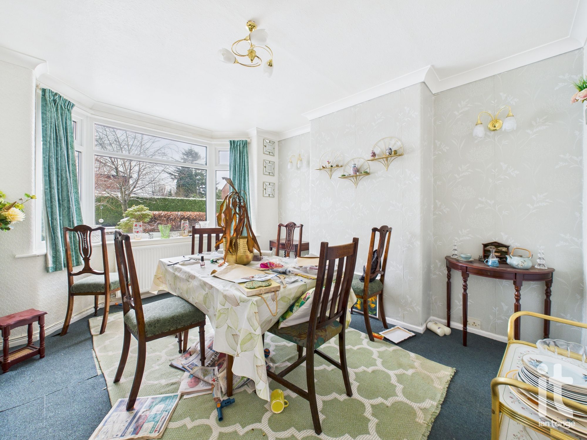 3 bedroom semi-detached house For Sale in Stockport - Photograph 3.