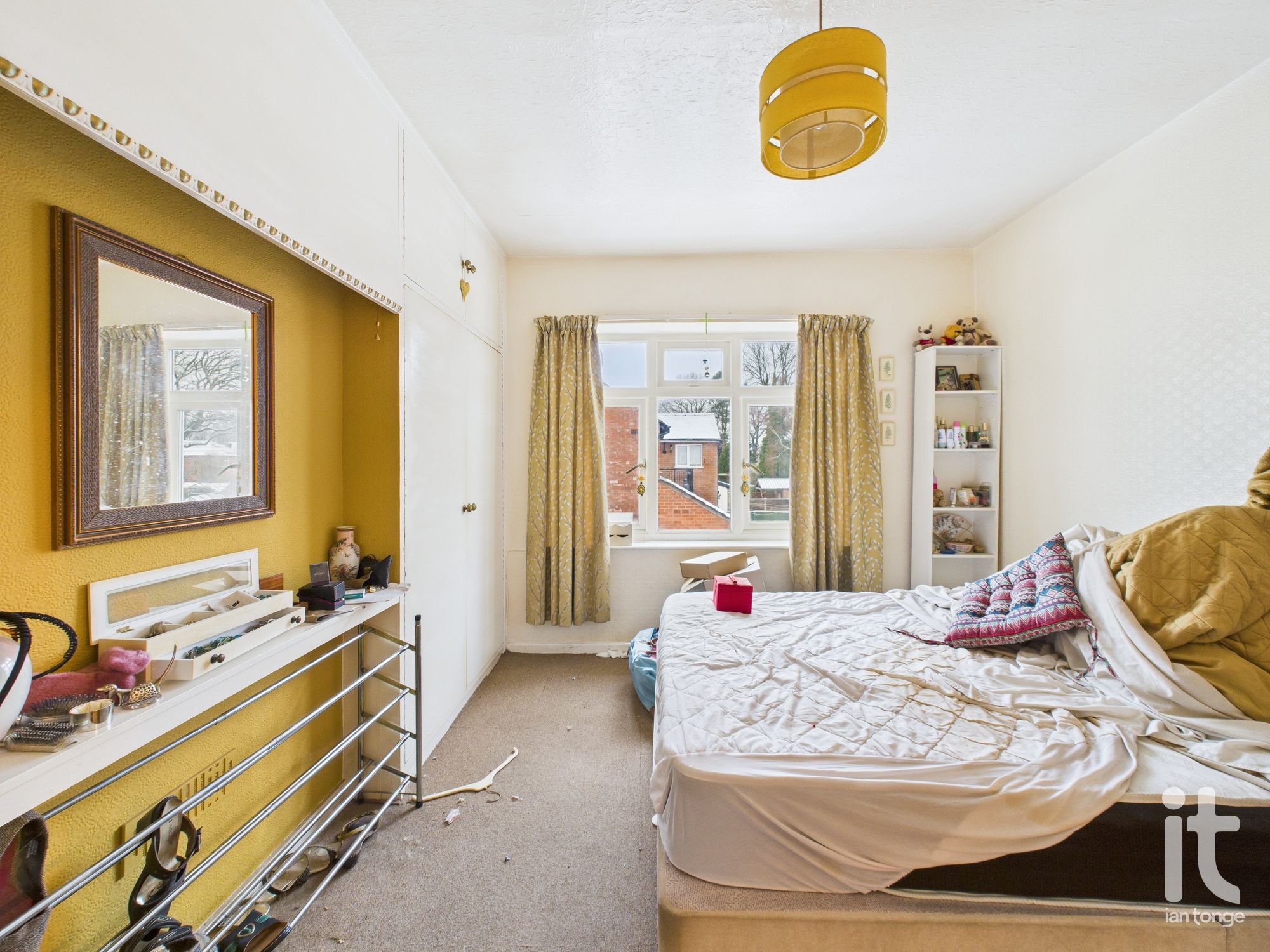 3 bedroom semi-detached house For Sale in Stockport - Photograph 9.