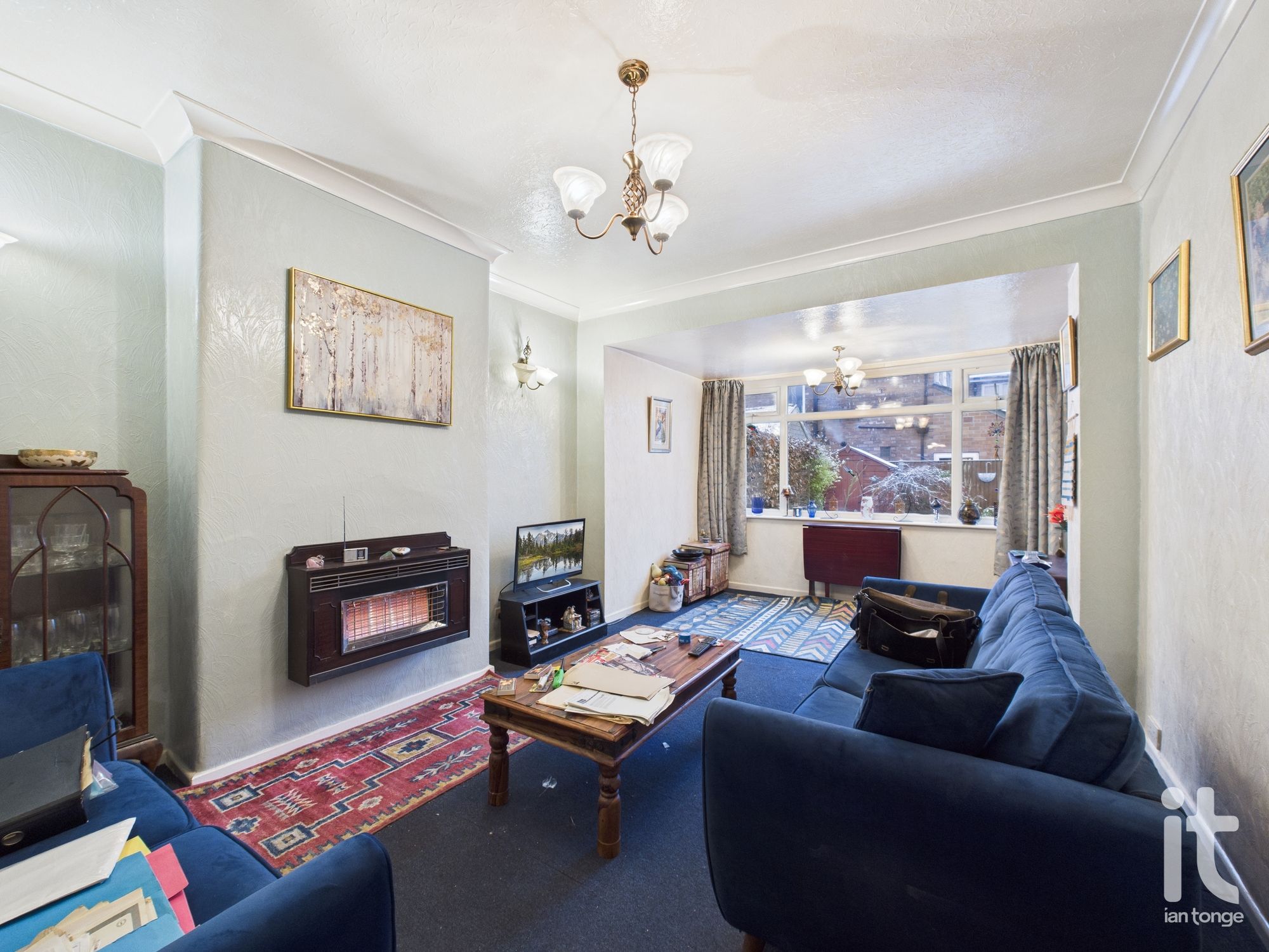 3 bedroom semi-detached house For Sale in Stockport - Photograph 5.