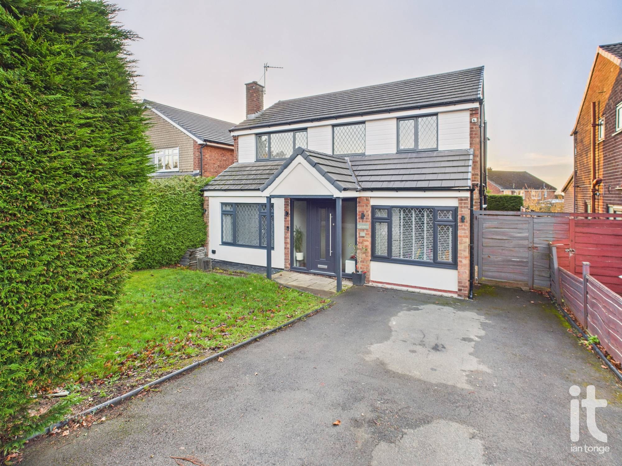 3 bedroom detached house For Sale in Stockport - Photograph 1.
