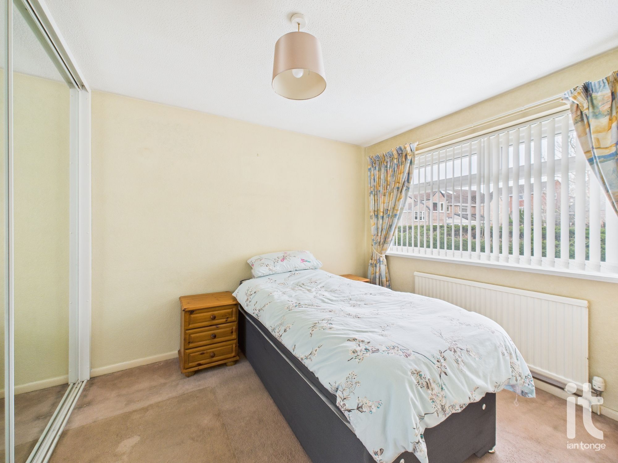 3 bedroom mid terraced house For Sale in Stockport - Photograph 12.