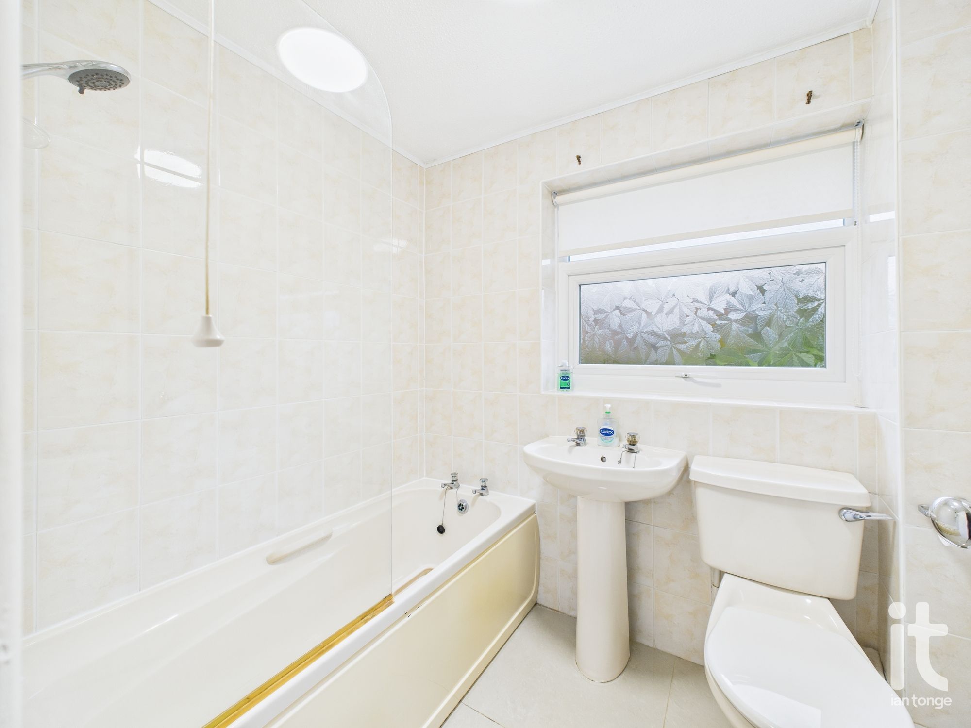 3 bedroom mid terraced house For Sale in Stockport - Photograph 14.