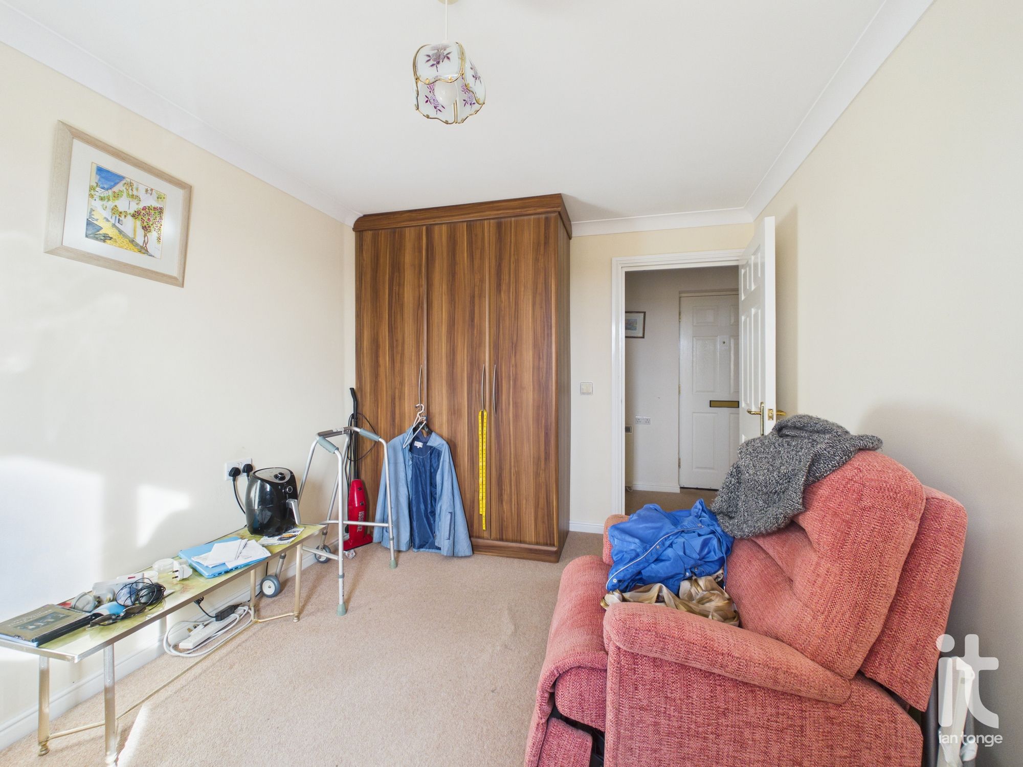 2 bedroom apartment flat/apartment For Sale in Stockport - Photograph 7.