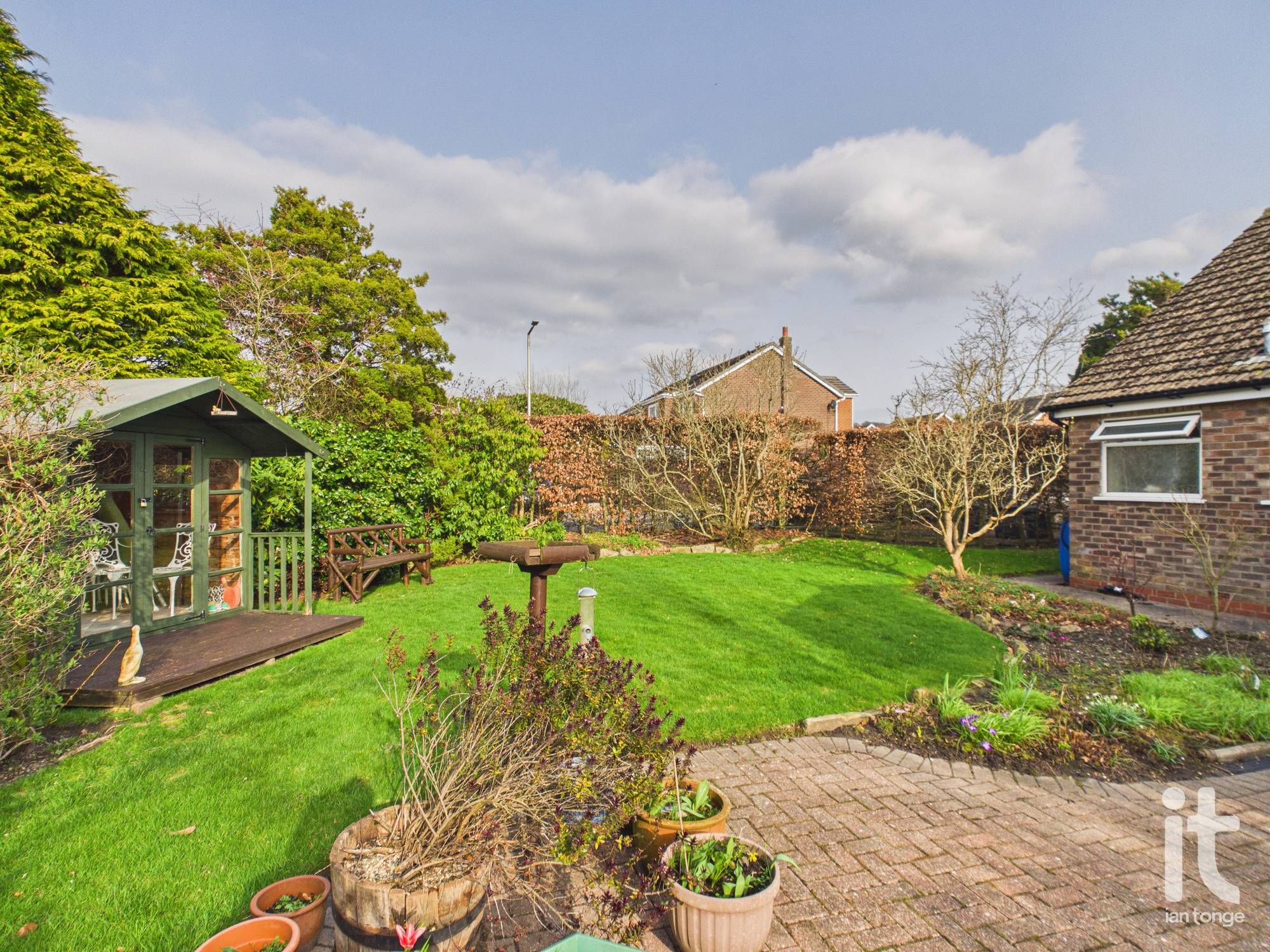 4 bedroom detached bungalow For Sale in Stockport - Photograph 18.