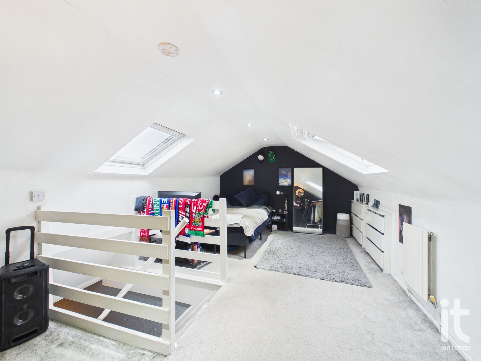 3 bedroom semi-detached house For Sale in Stockport - Photograph 16.